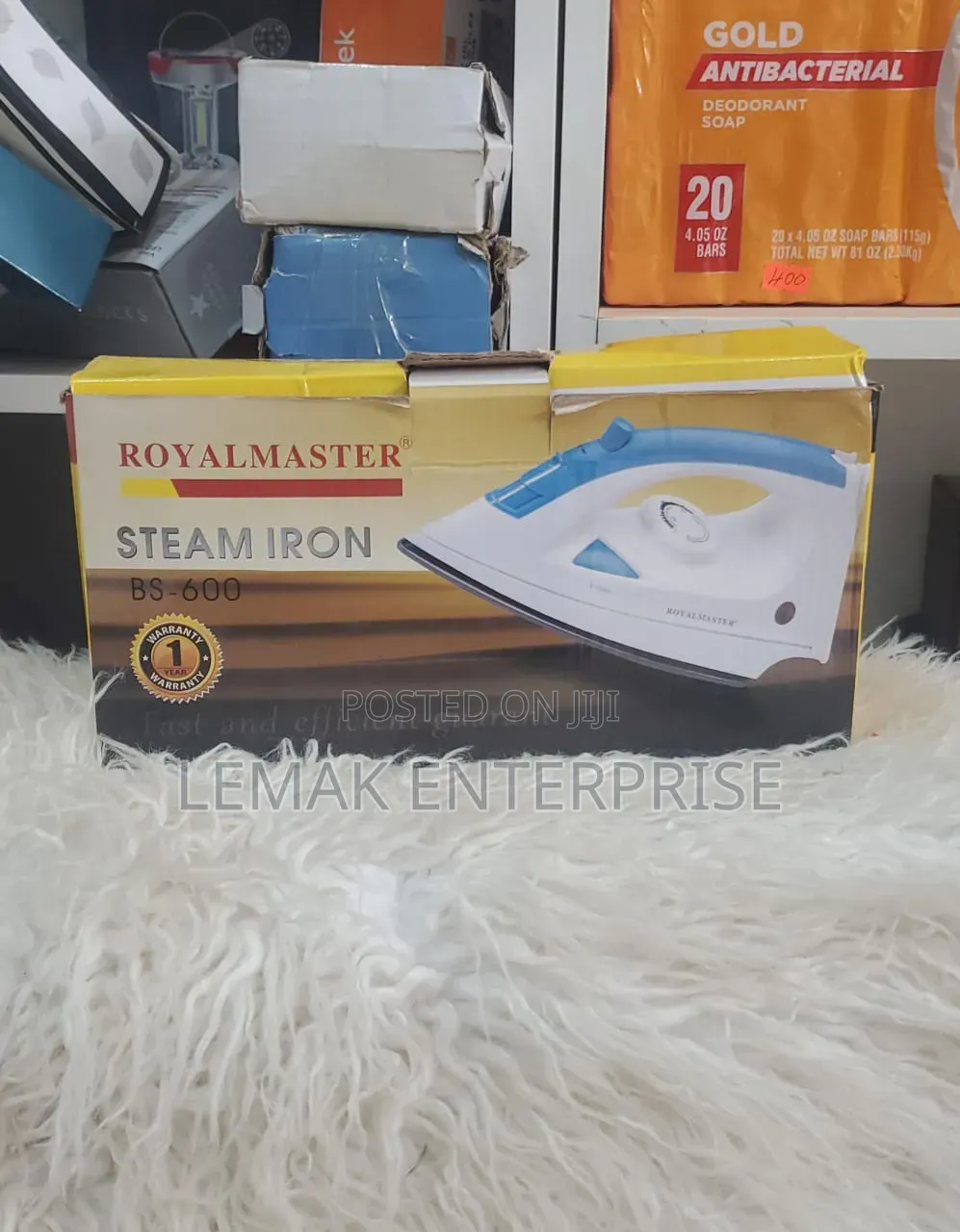 Royalmaster BS-600 Steam Iron, Typically Operating at 1200W