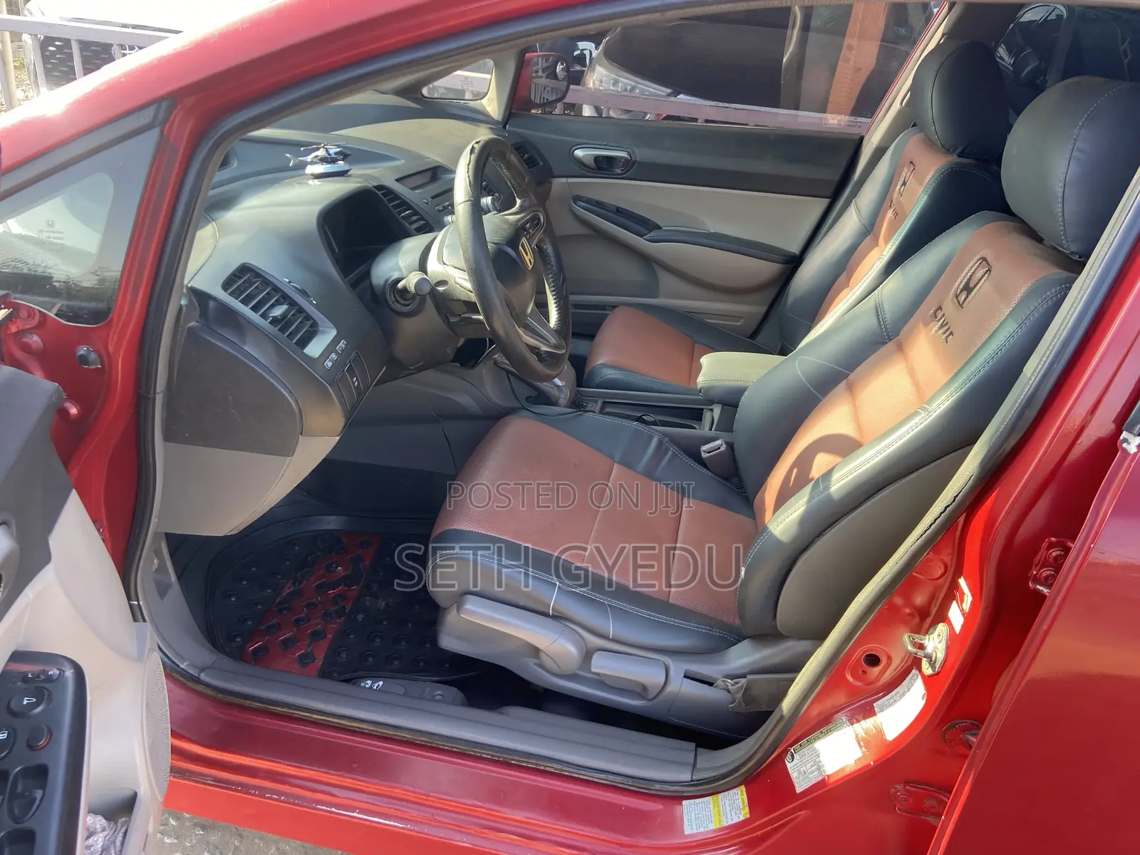 Honda Civic 2010 Red