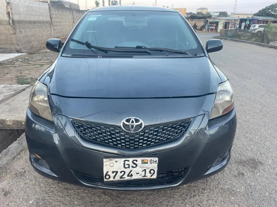 Toyota Yaris 2009 Gray
