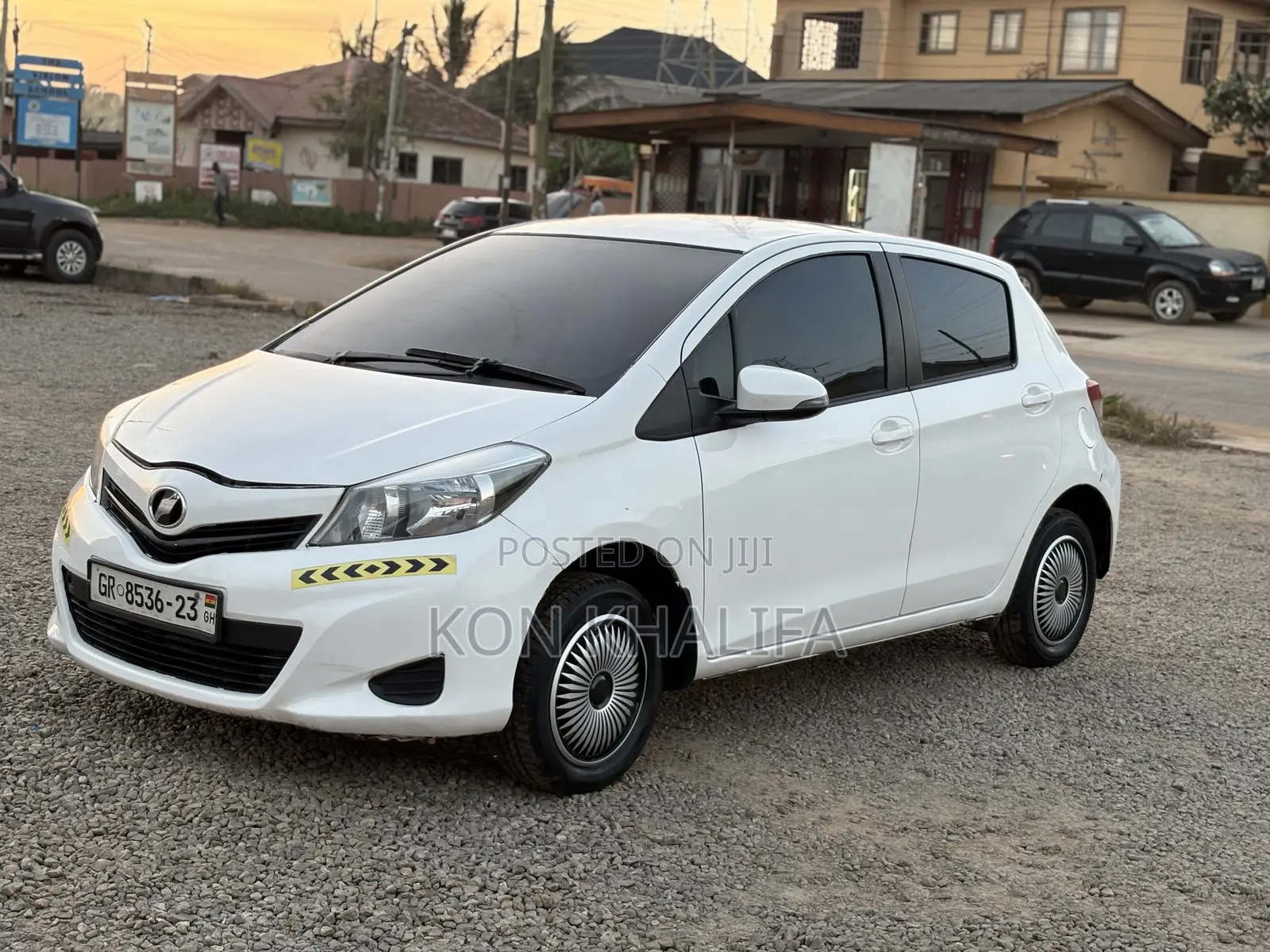 Toyota Vitz 2012 White