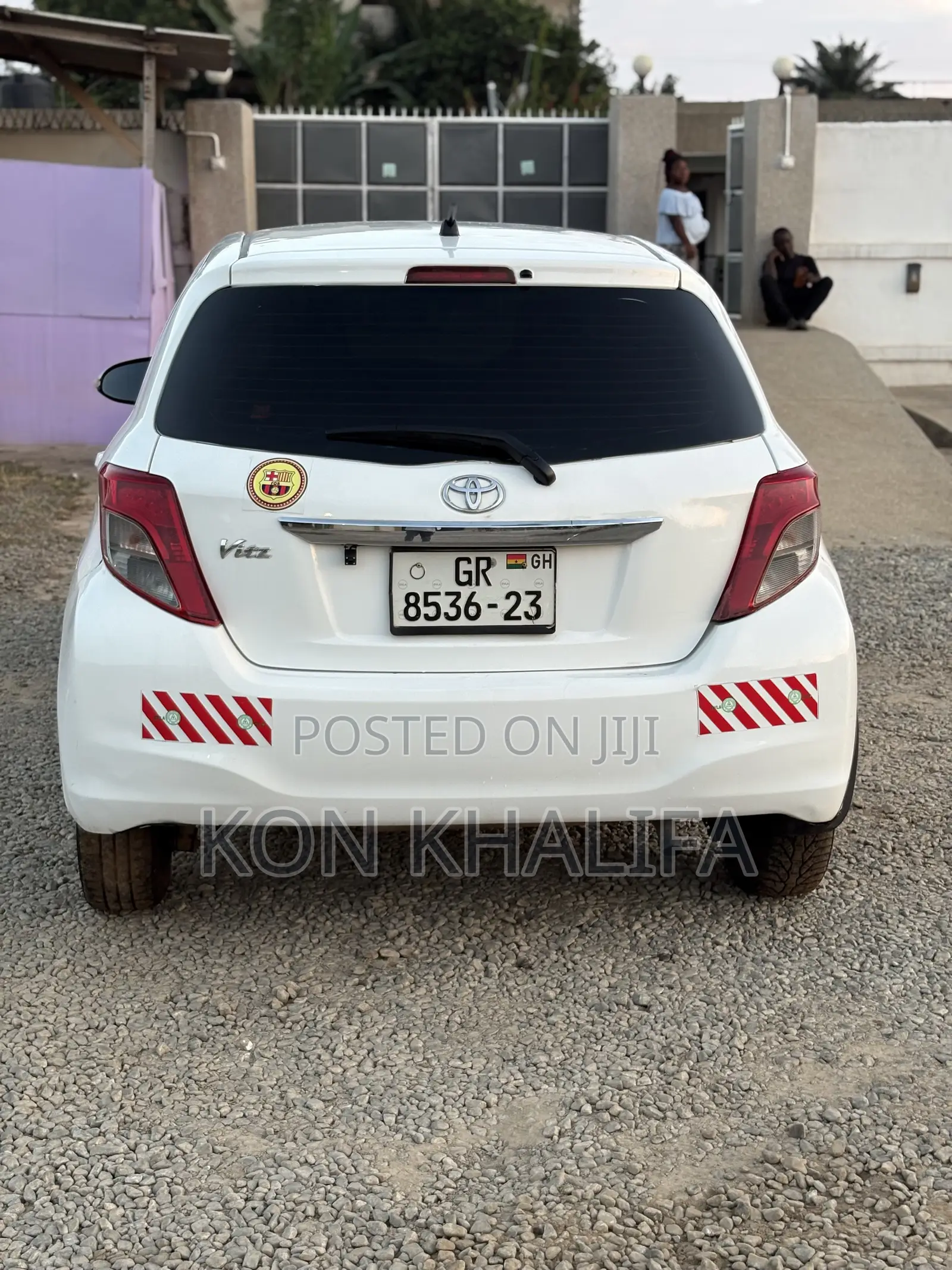 Toyota Vitz 2012 White