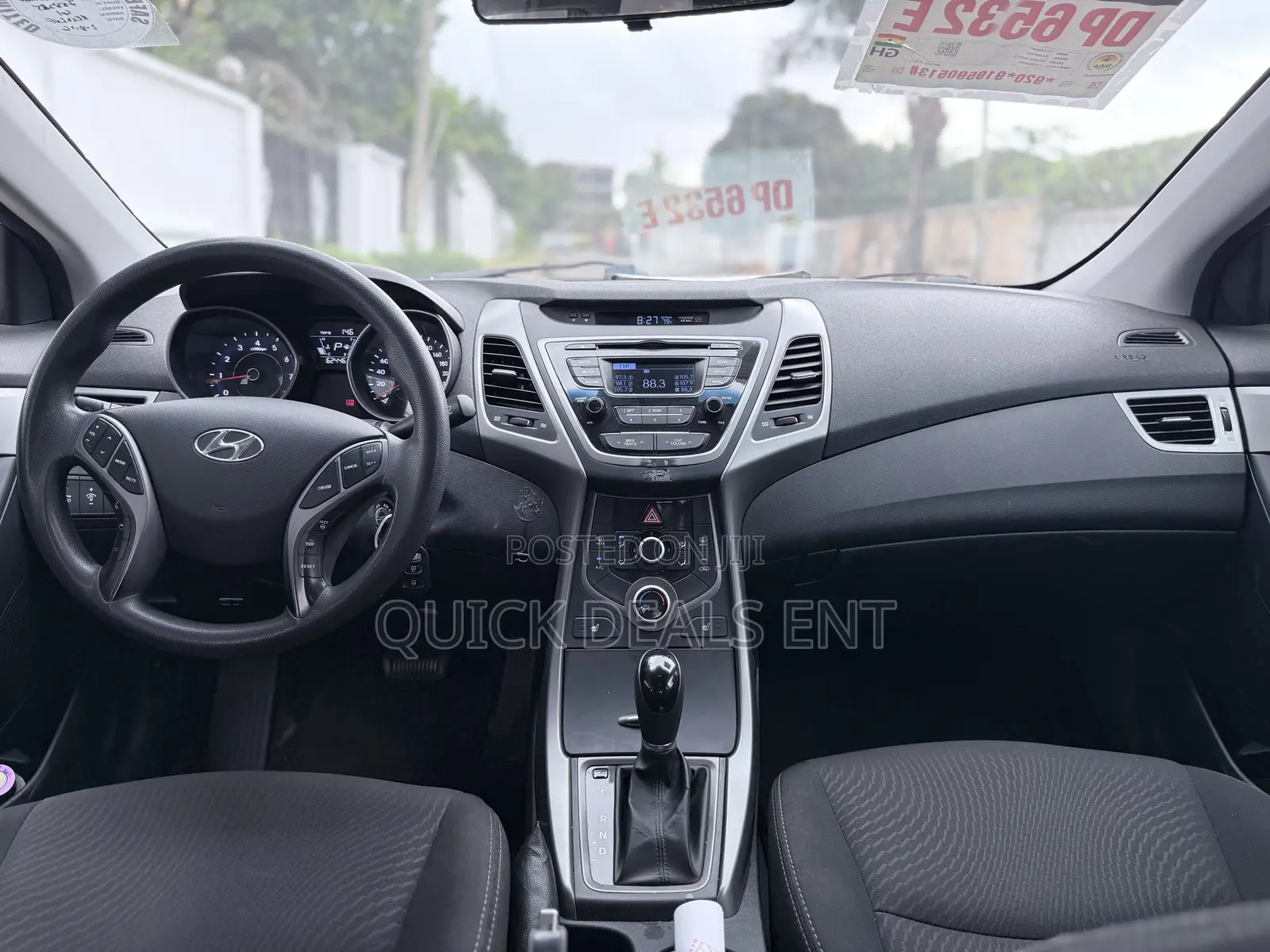 Hyundai Elantra SE Sedan FWD (1.8L 4cyl 6A) 2016 Silver