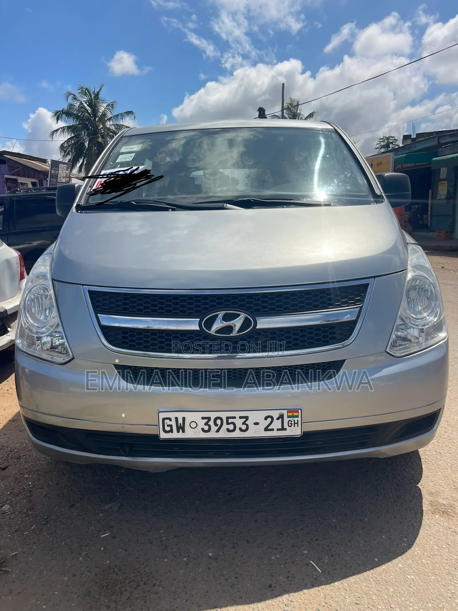 Hyundai H1 2016 Silver