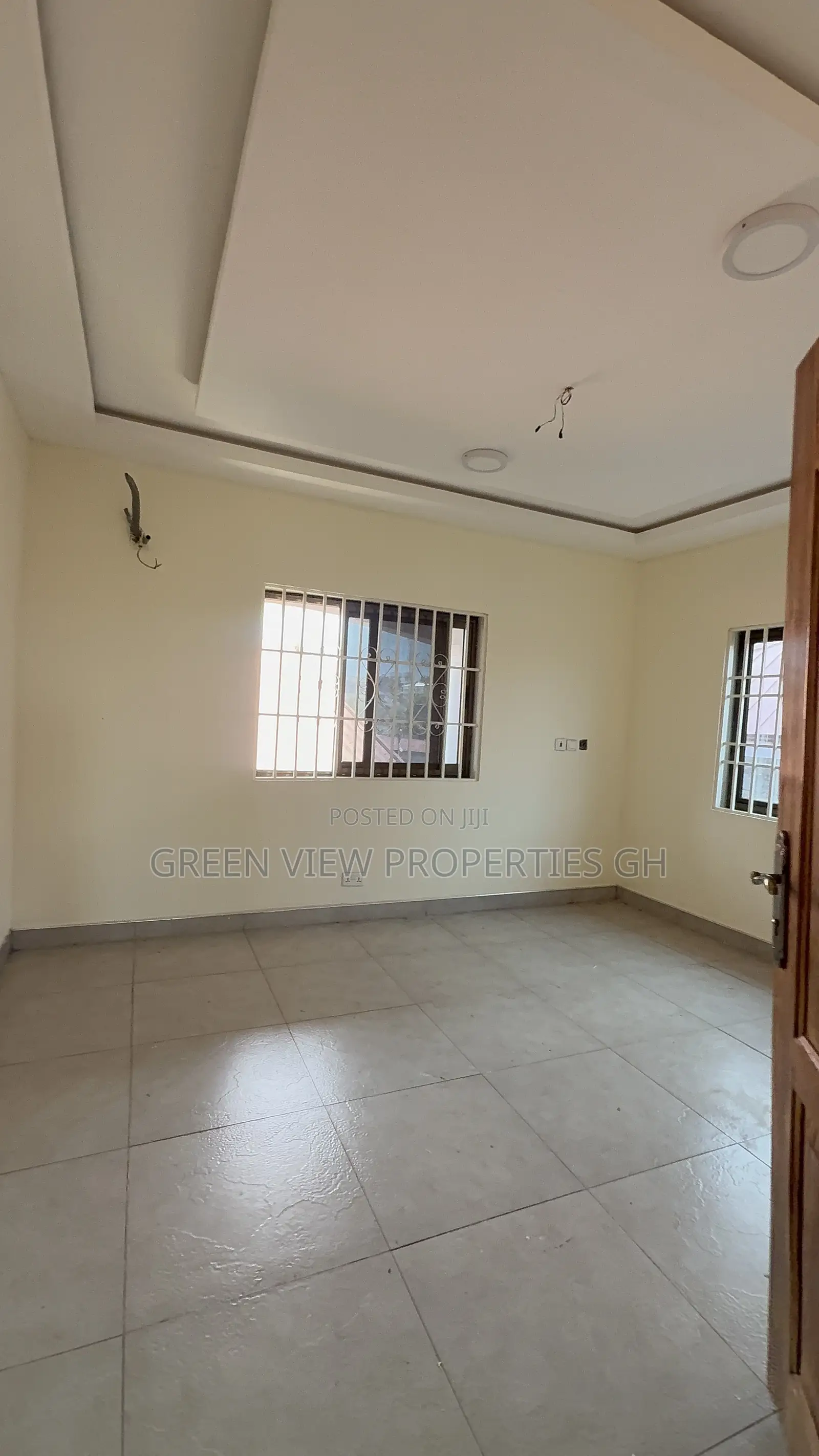 1bdrm Room & Parlour in West Hills Mall Area for rent