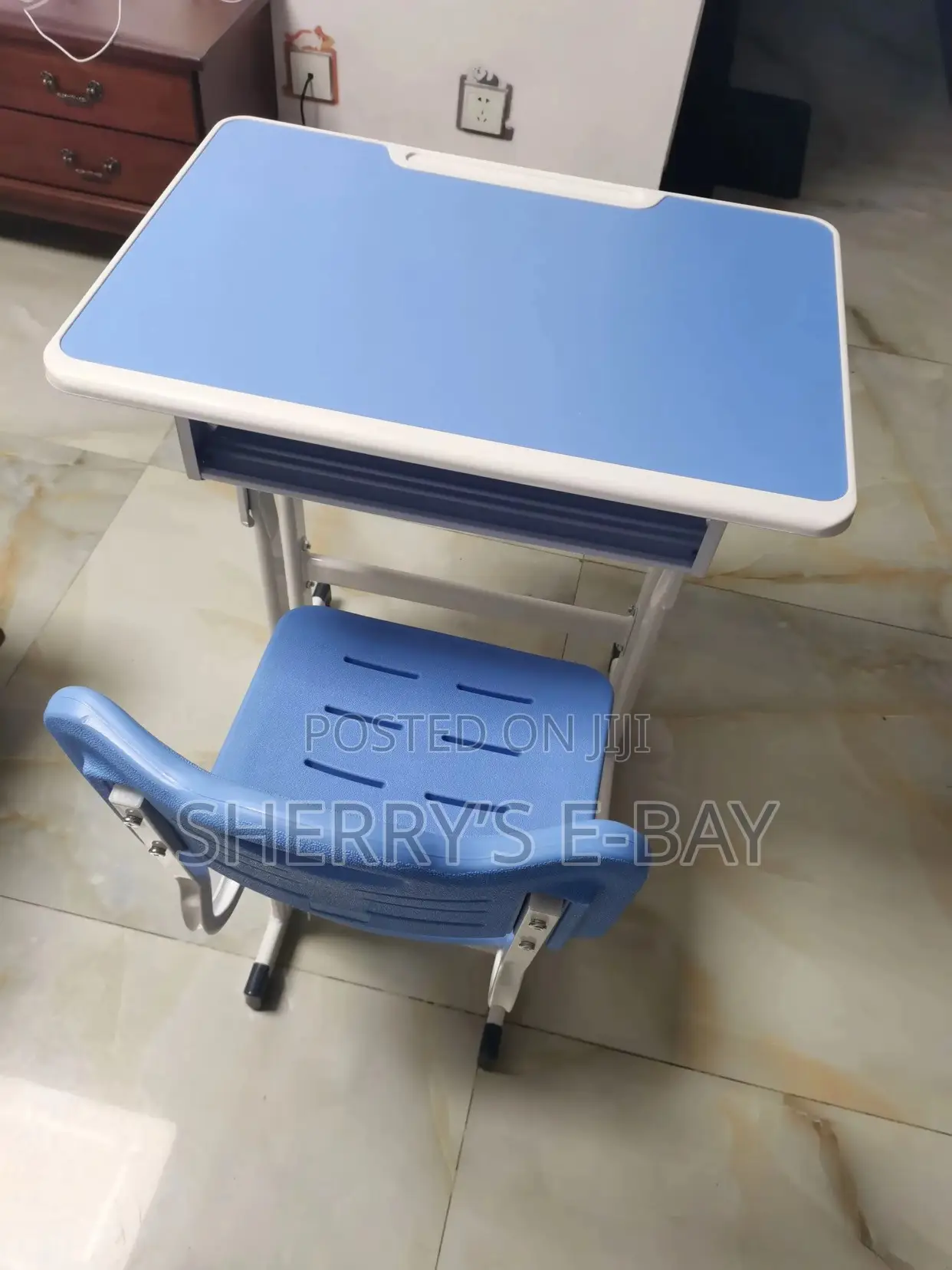 Quality Kids Desk