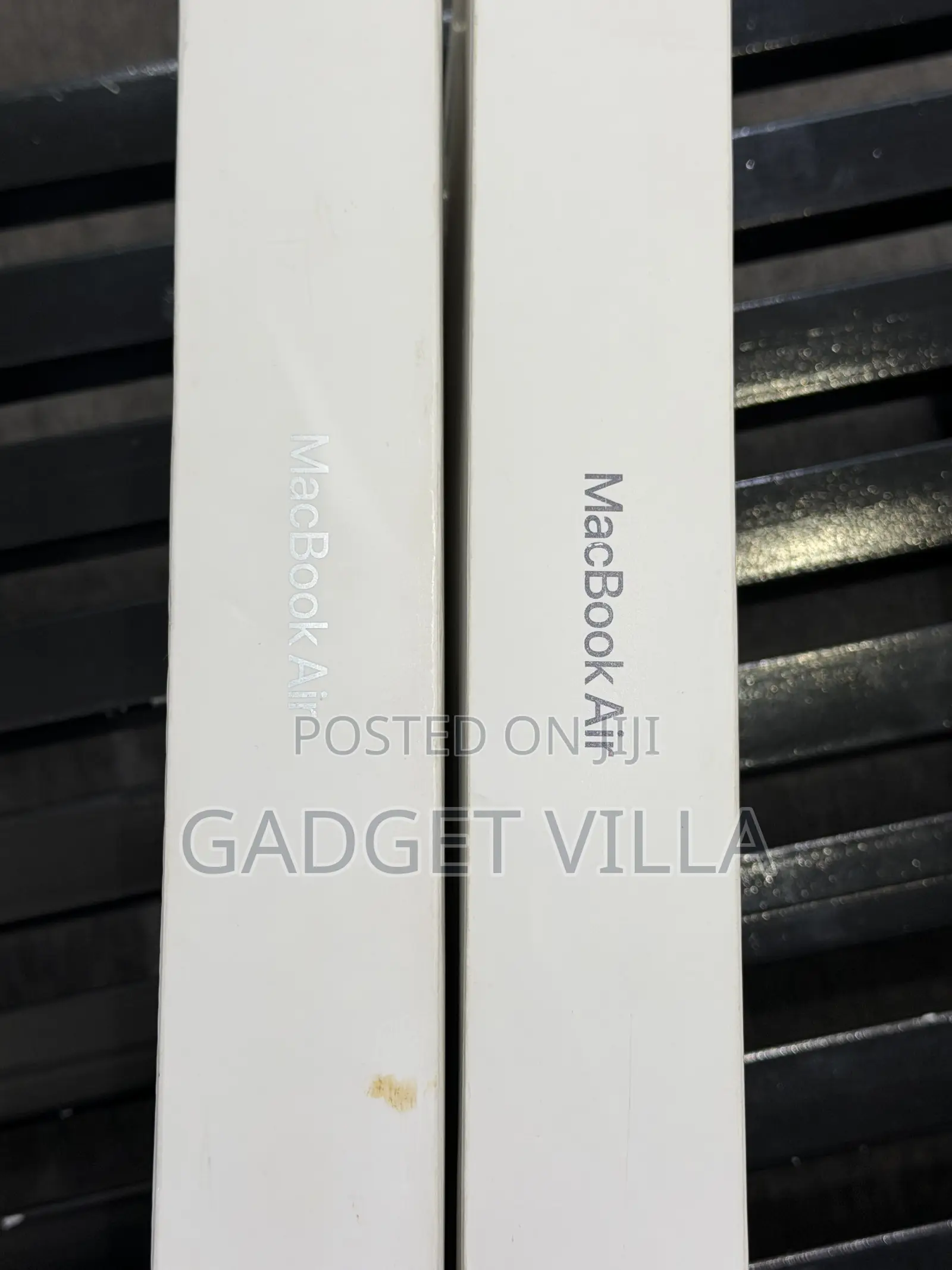 New Laptop Apple MacBook Air 2025 M4 16GB Apple M4 SSD 256GB
