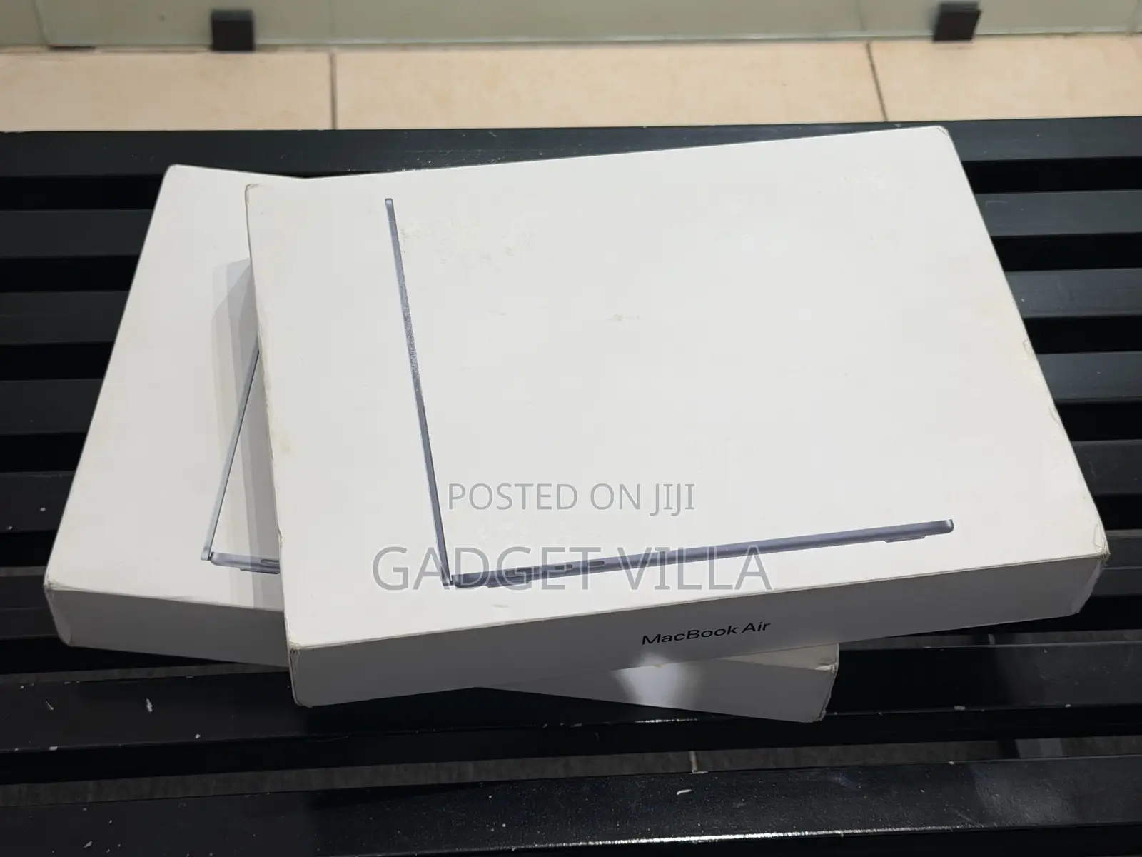 New Laptop Apple MacBook Air 2025 M4 16GB Apple M4 SSD 256GB