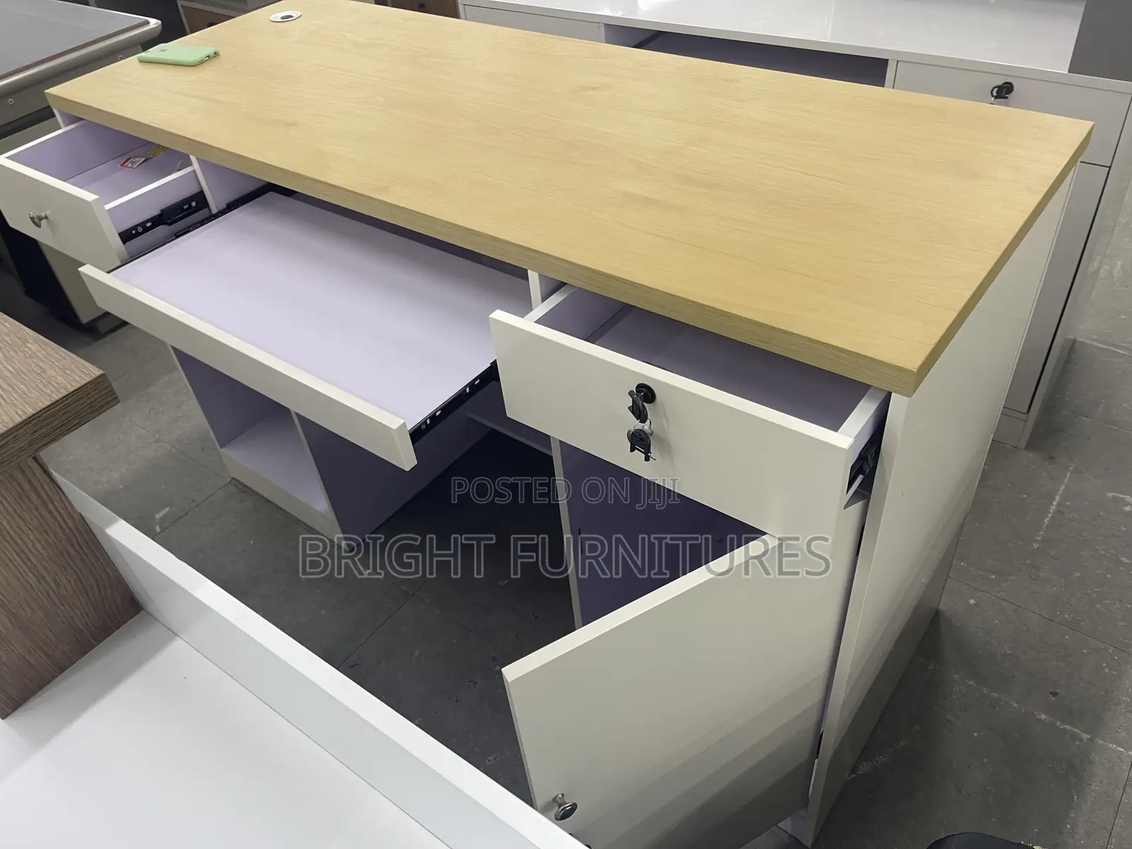 High Quality Wooden Office Desk