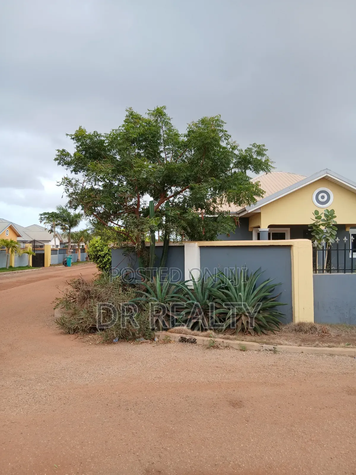 3bdrm House in Adom Estate, Community 25 for rent