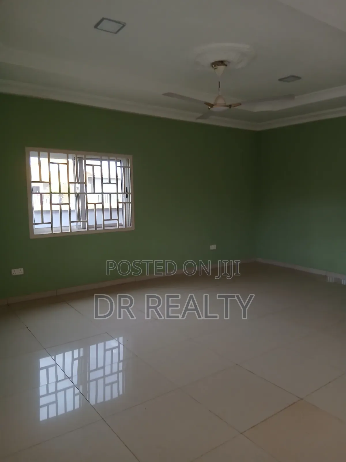 3bdrm House in Adom Estate, Community 25 for rent