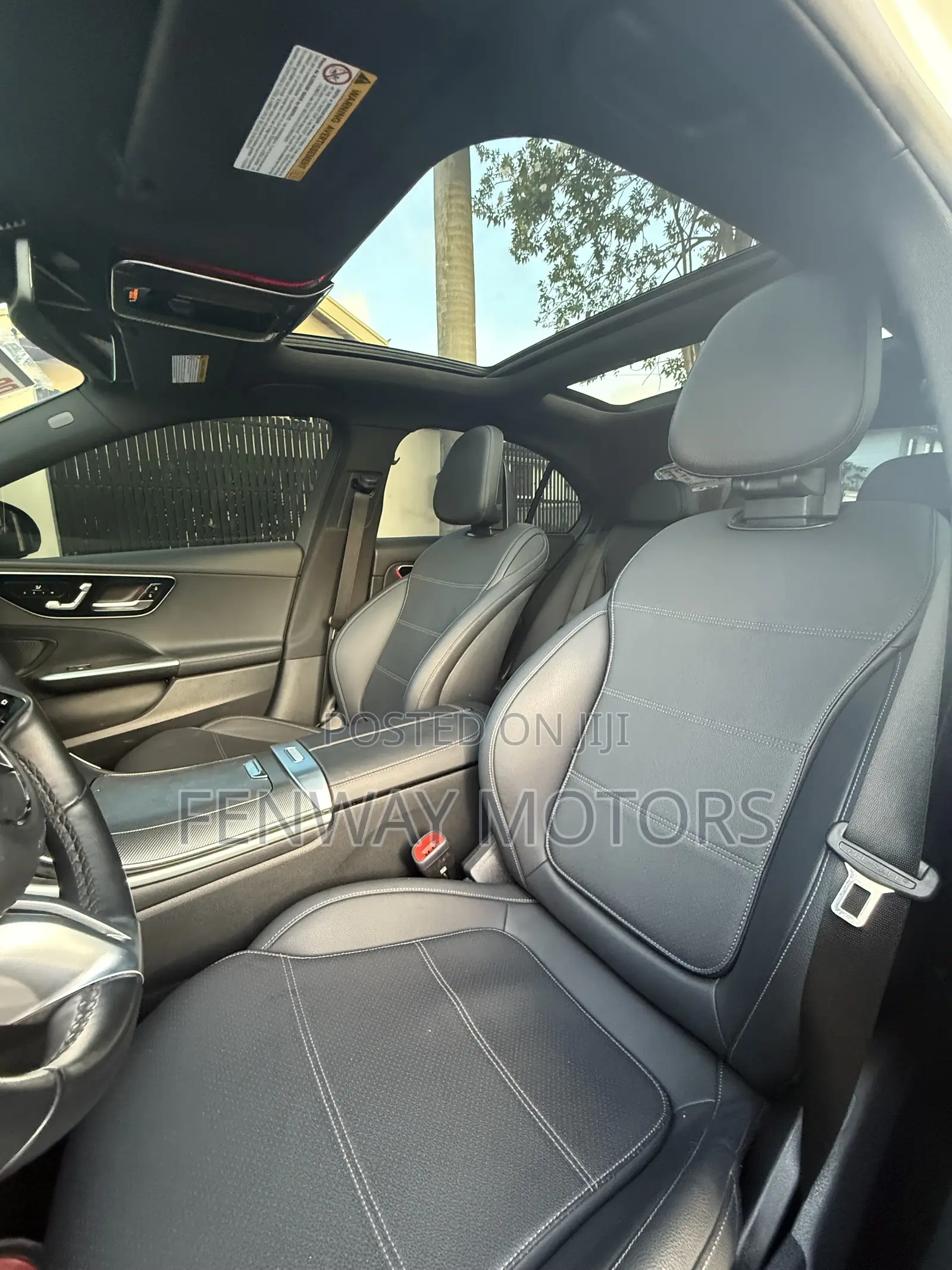 Mercedes-Benz C300 2024 White