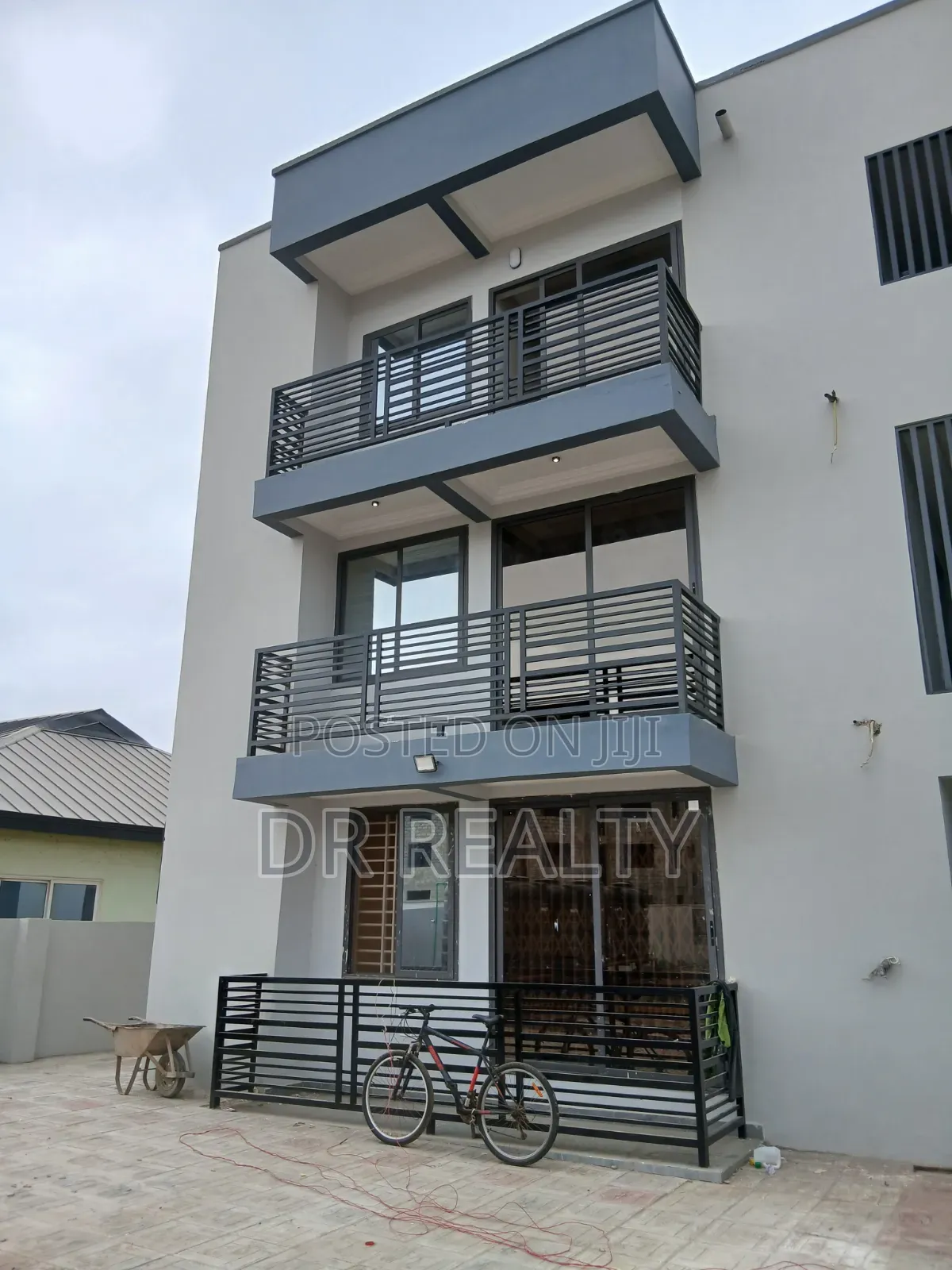 2bdrm Apartment in Tdc, Community 25 for rent
