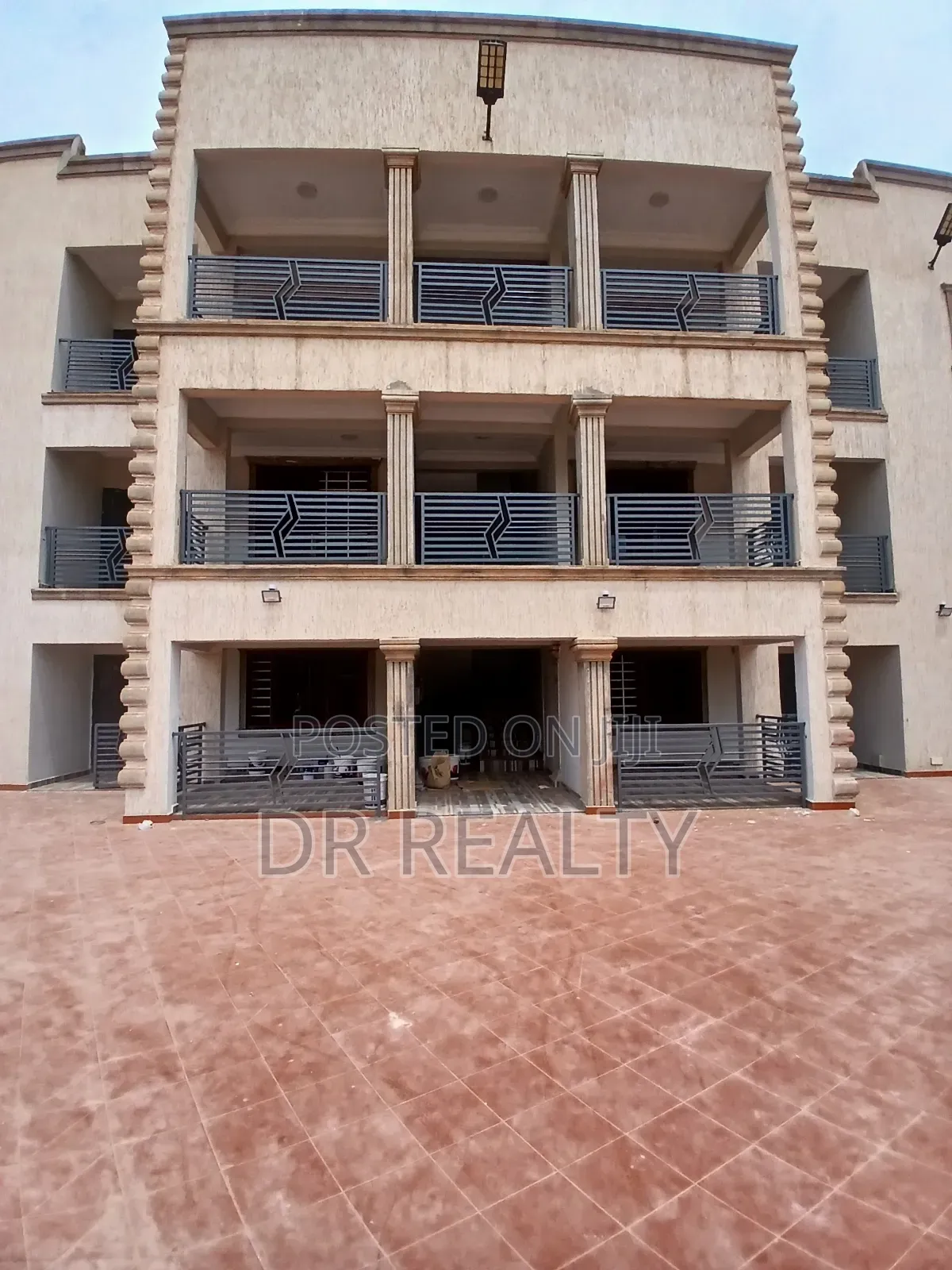 2bdrm Apartment in Dps, Community 25 for rent