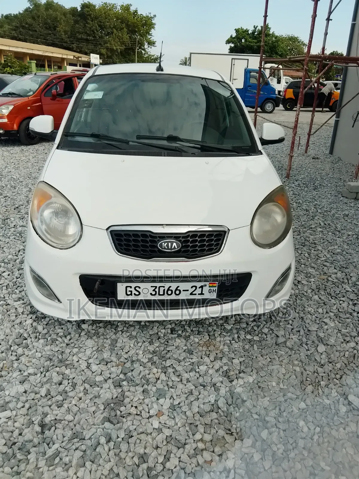 Kia Morning 2011 White