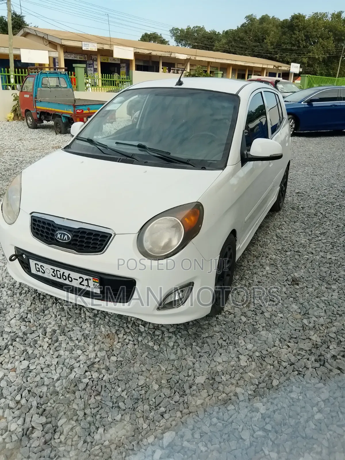 Kia Morning 2011 White