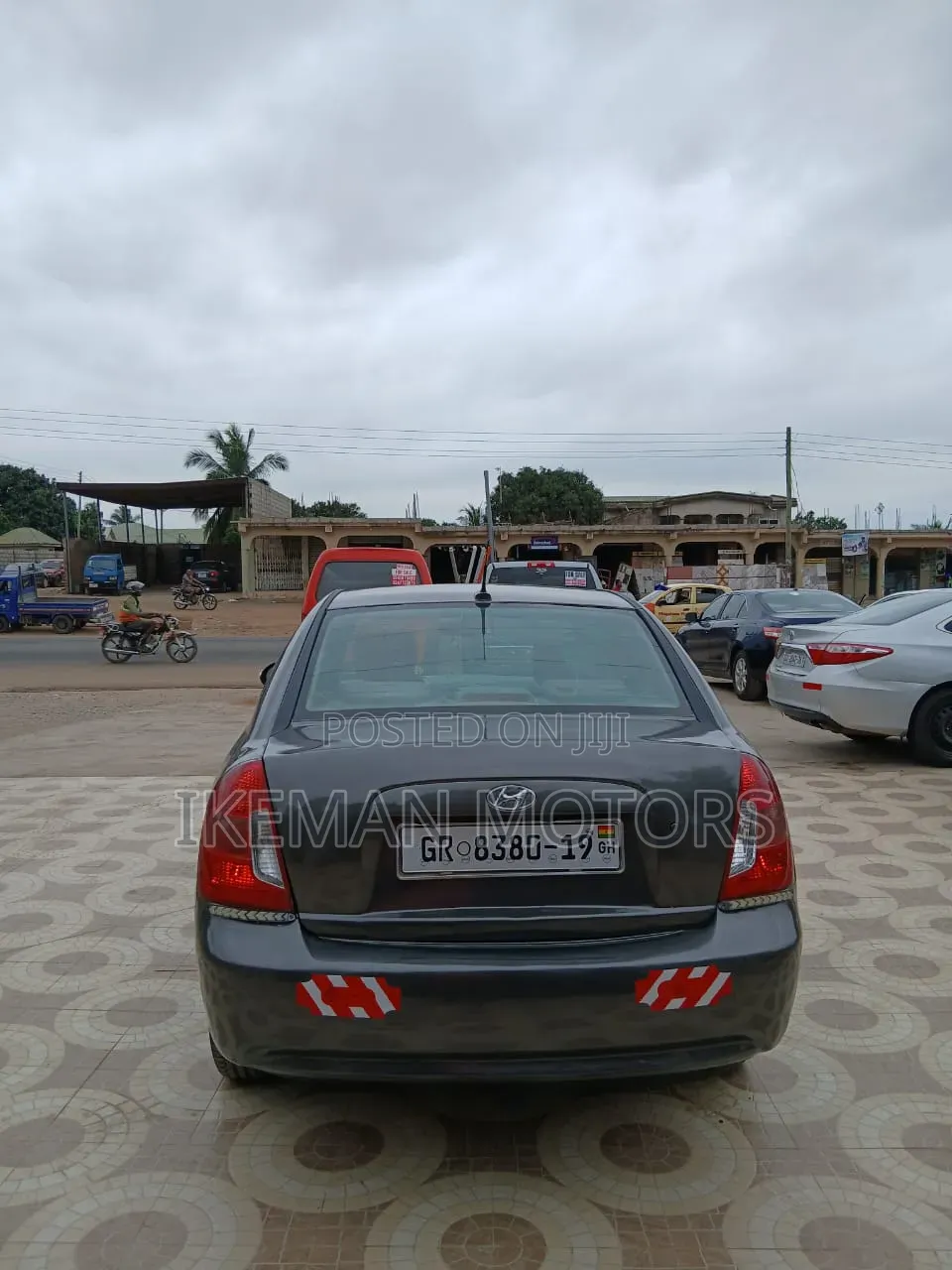 Hyundai Accent GLS Automatic 2010 Black
