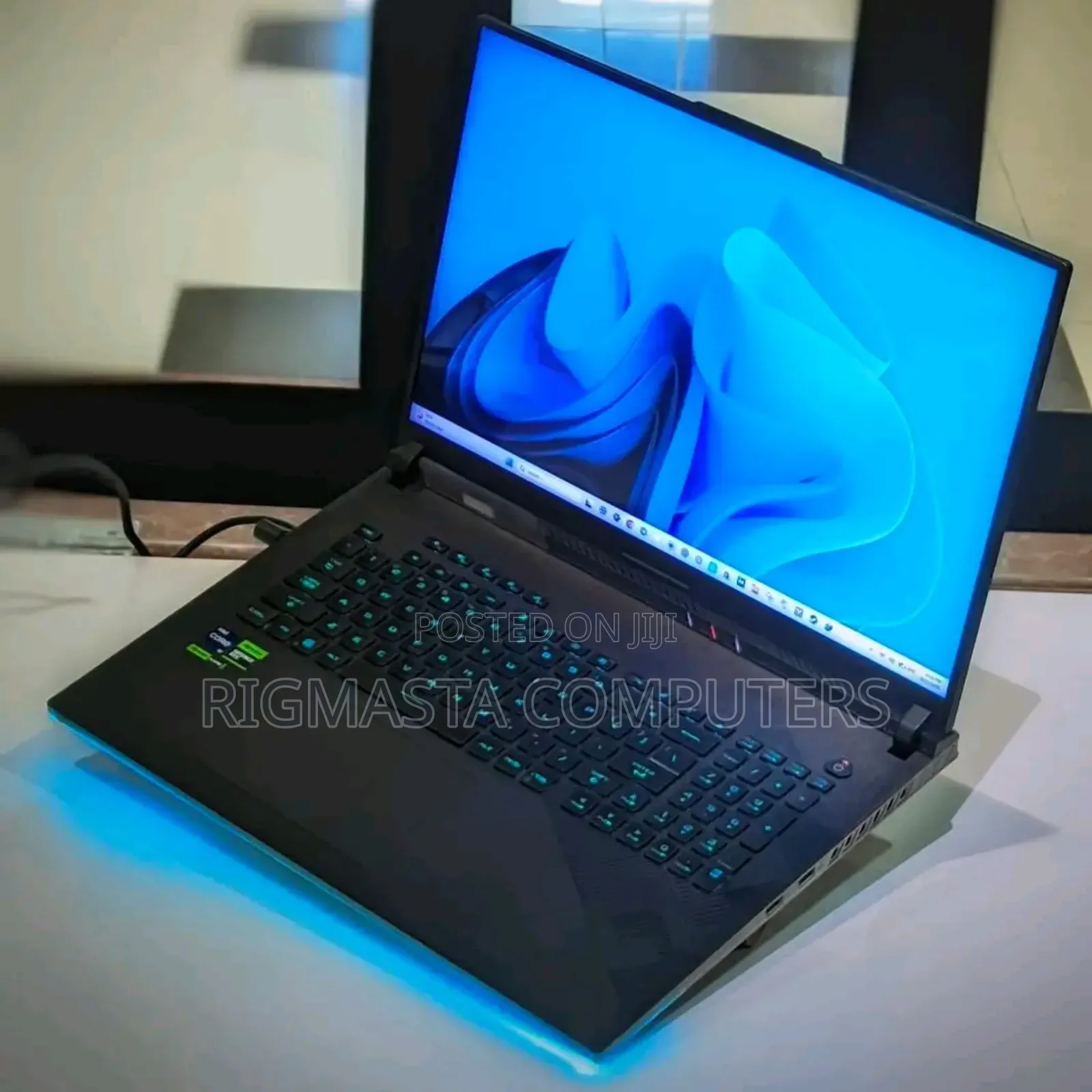 New Laptop Asus ROG Strix G16 32GB Intel Core i9 SSD 1T