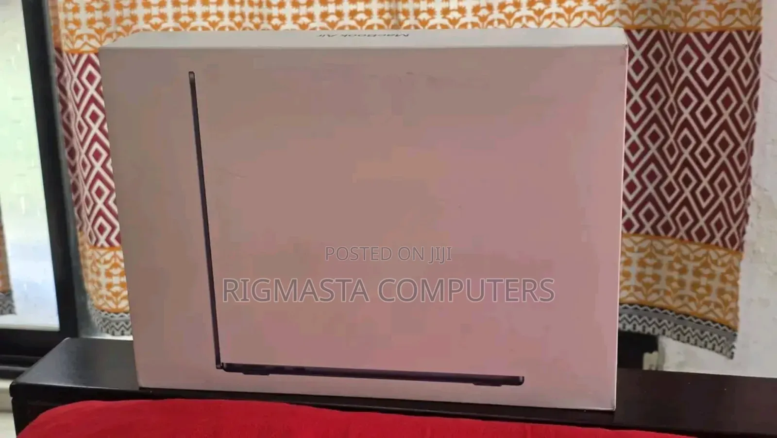 New Laptop Apple MacBook Air 2025 M4 16GB Apple M4 SSD 256GB