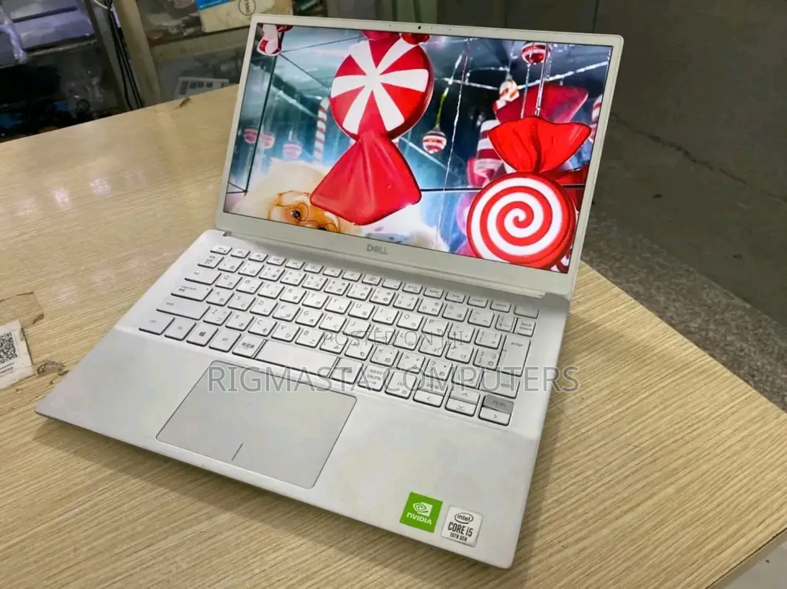 New Laptop Dell XPS 13 16GB Intel Core i5 SSD 1T
