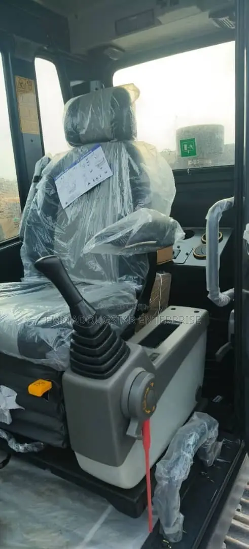 Hyundai 215