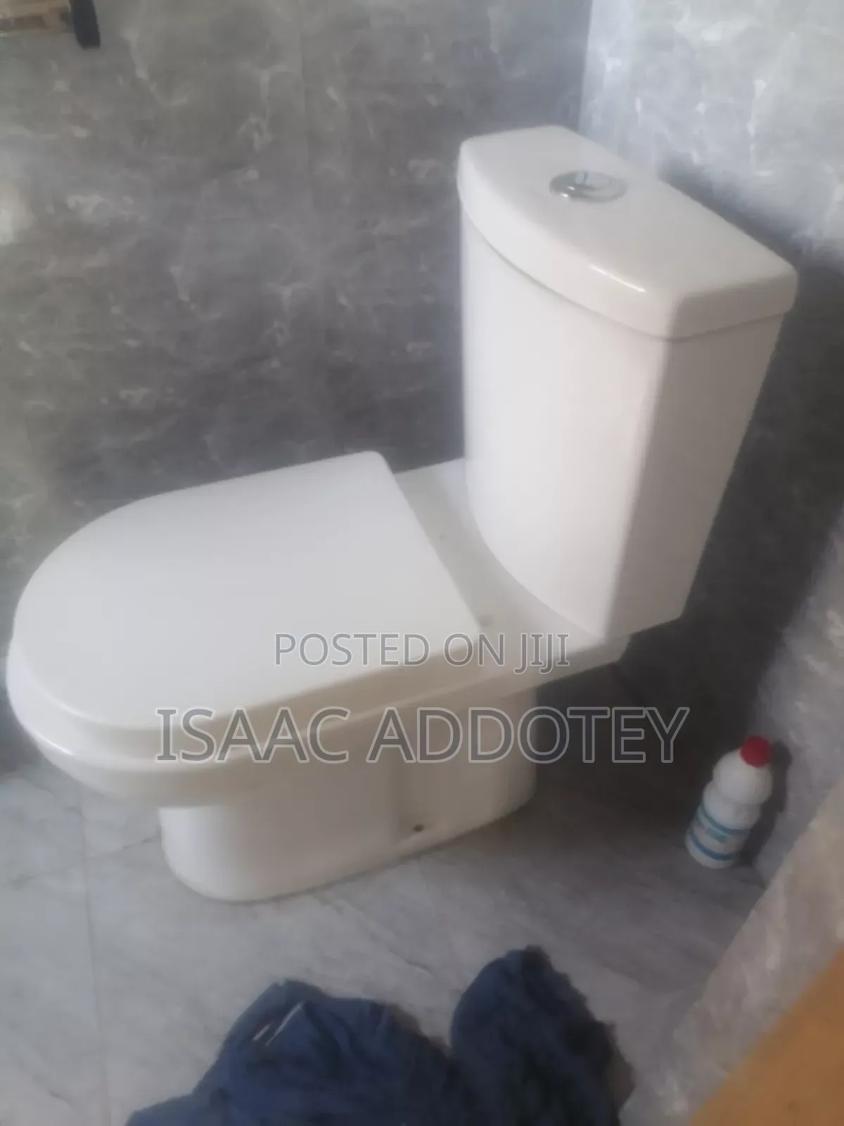1bdrm Apartment in Chamber And Hall, Baatsona Total for rent