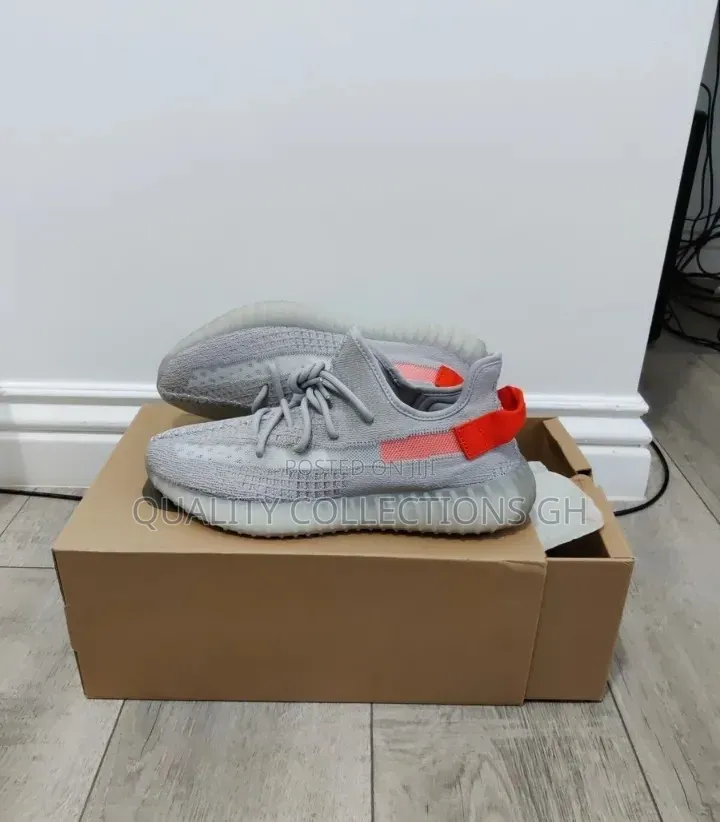 Adidas Yeezy Boost 350 V2 Tail Light