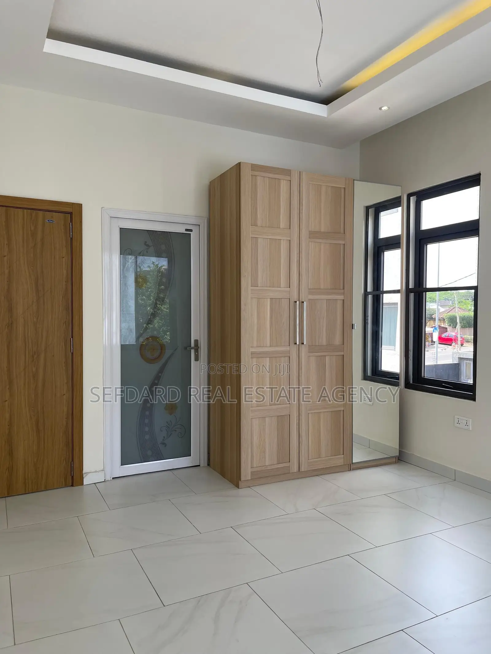 3bdrm Townhouse / Terrace in Sefdard Properties, Abelemkpe for rent
