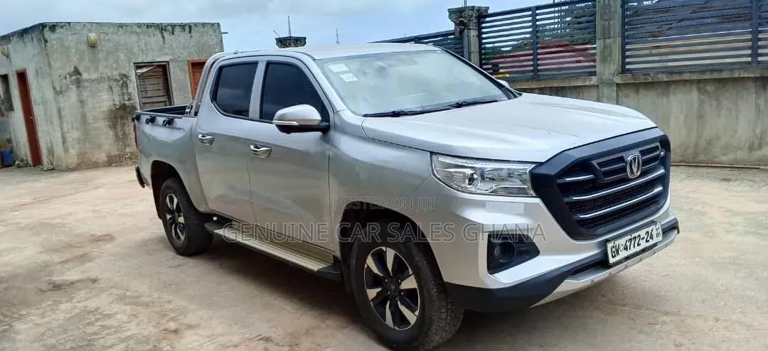 Changan Hunter Plus 2.0 Petrol 4x4 2024 Silver