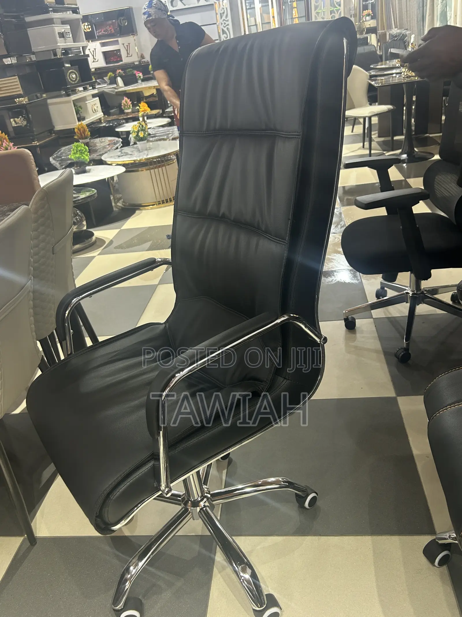 Luxurious Executive Chairs