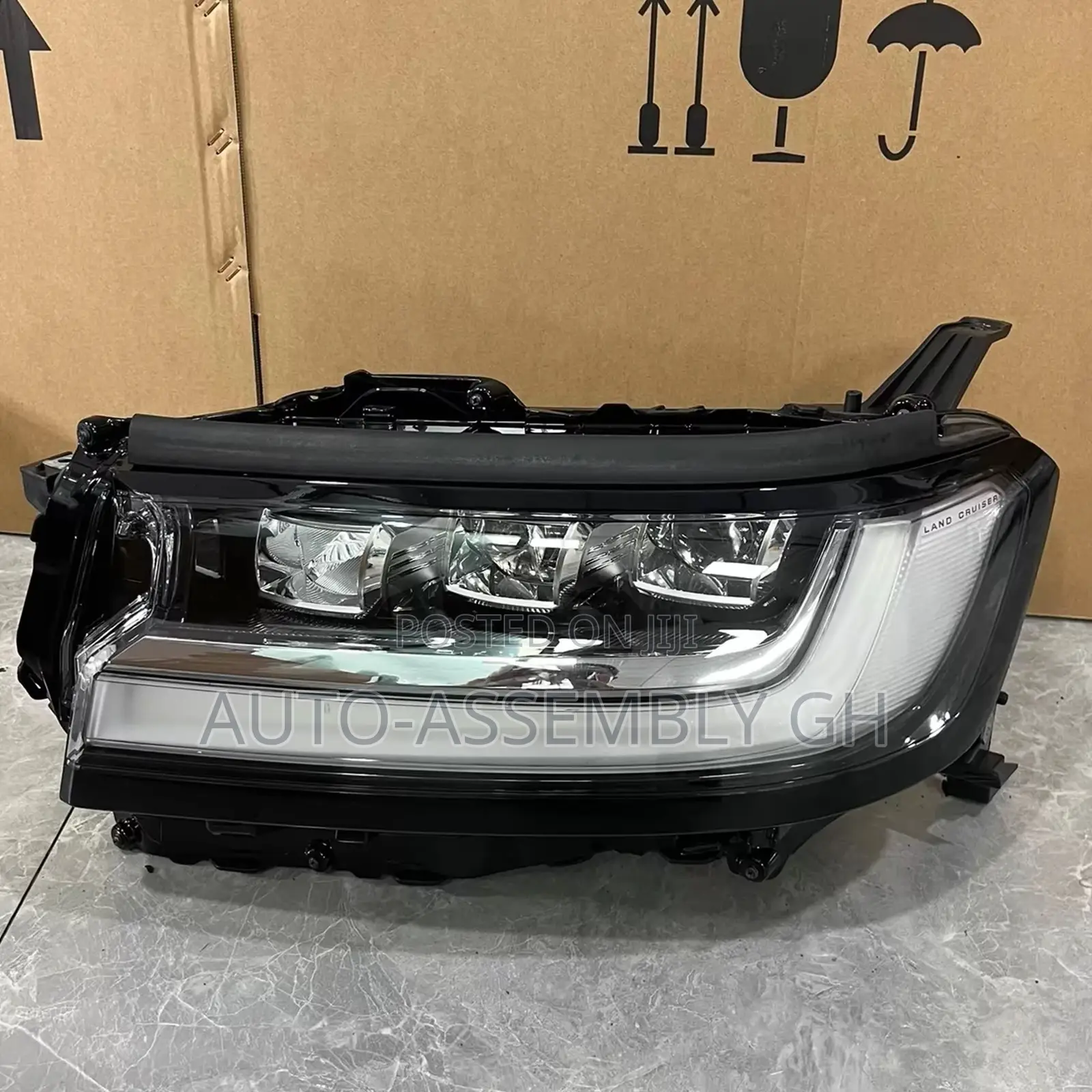 Land Cruiser 300 Headlight PAIR (ORIGINAL) 2022,2023,2024,2025,2026