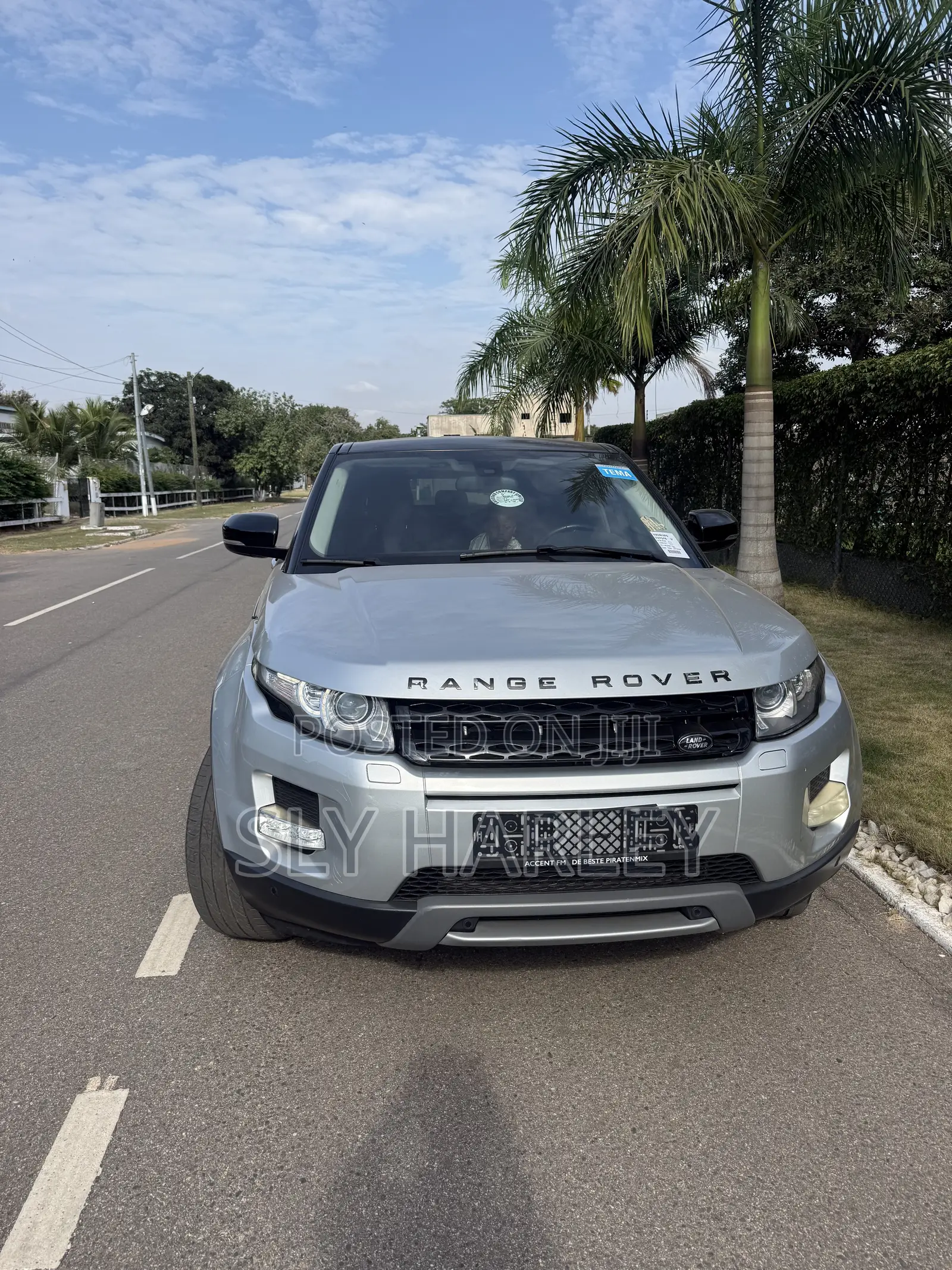 Land Rover Range Rover Evoque Pure AWD 5-Door 2013 Silver