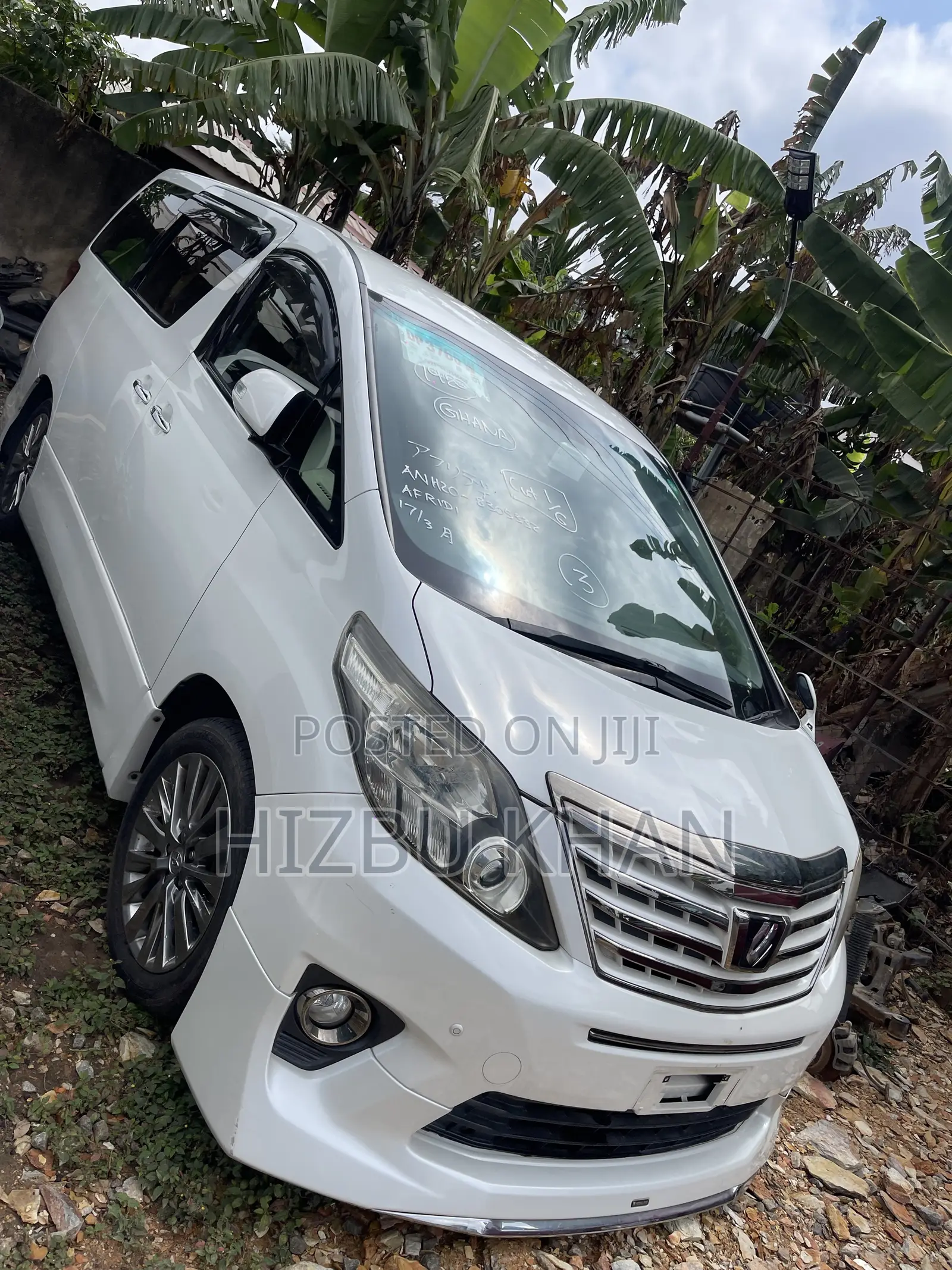Toyota Alphard 2.4 Petrol AWD 2013 White