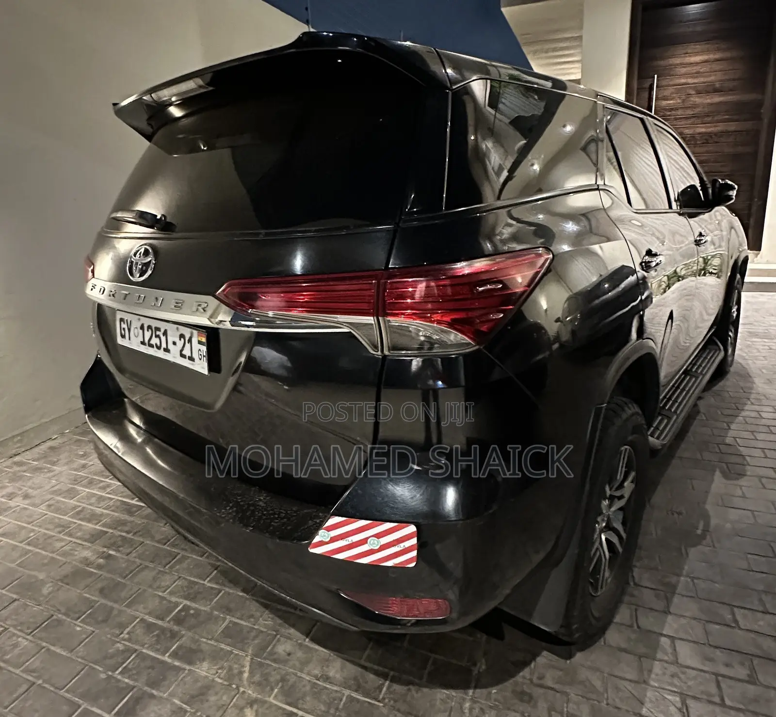 Toyota Fortuner 2021 Black