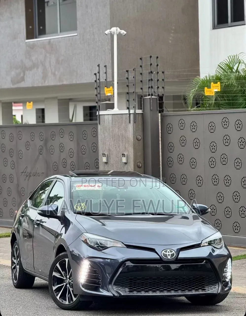 Toyota Corolla 2017 Gray