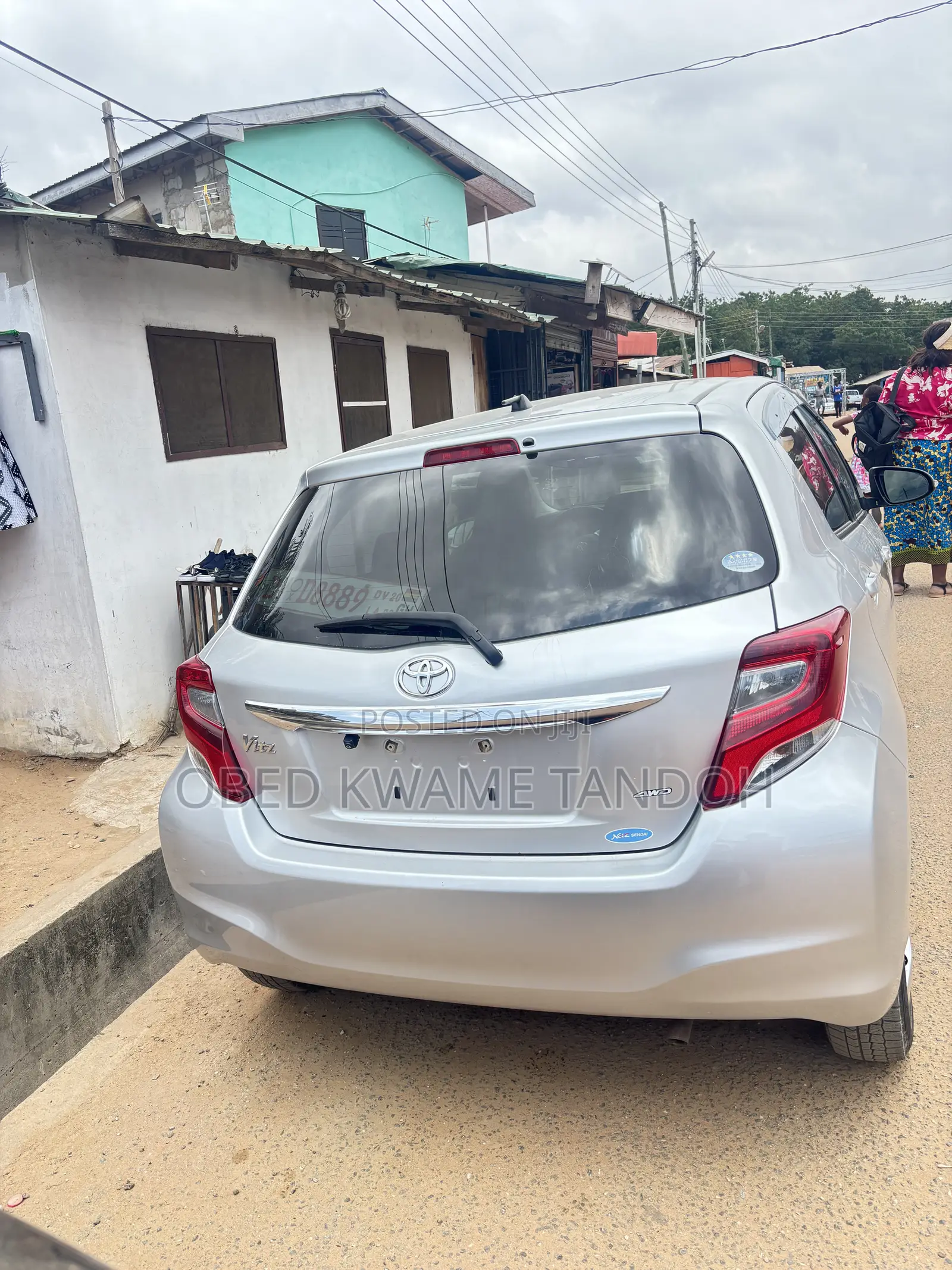 Toyota Vitz 1.3 AWD 5dr 2015 Silver