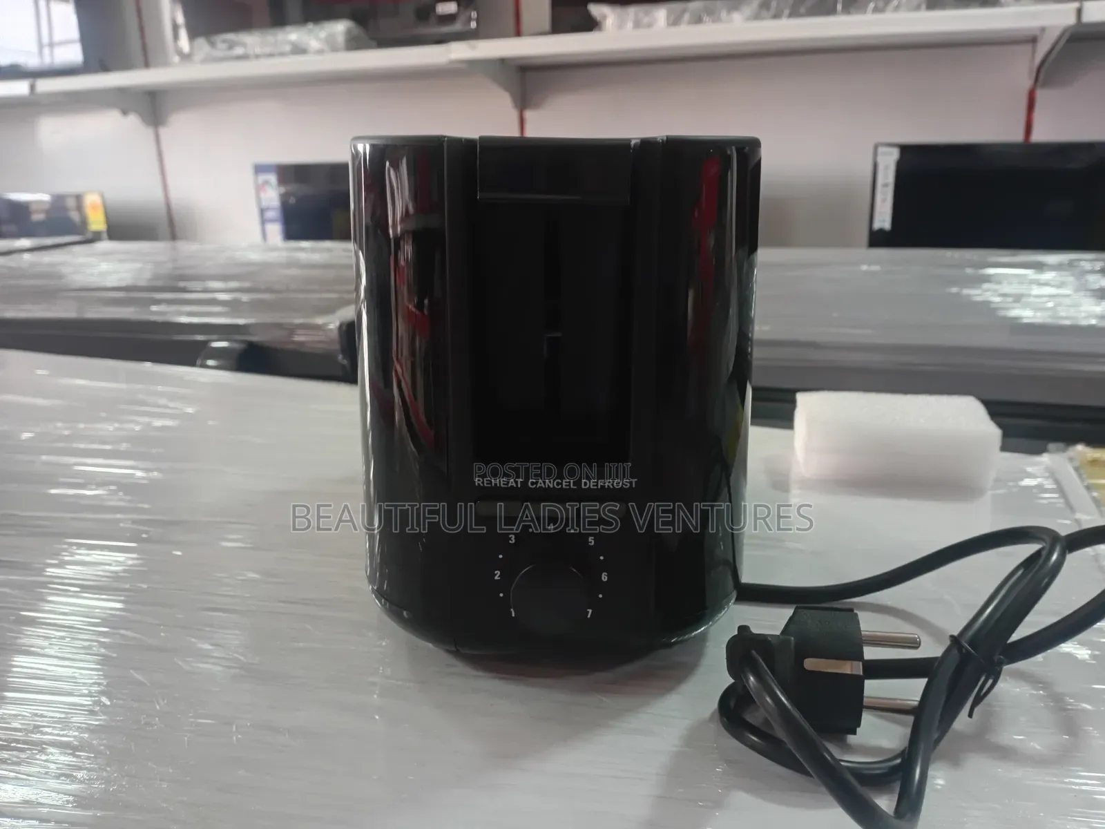 Quality Decakila Toaster 750W for Easy Breakfast