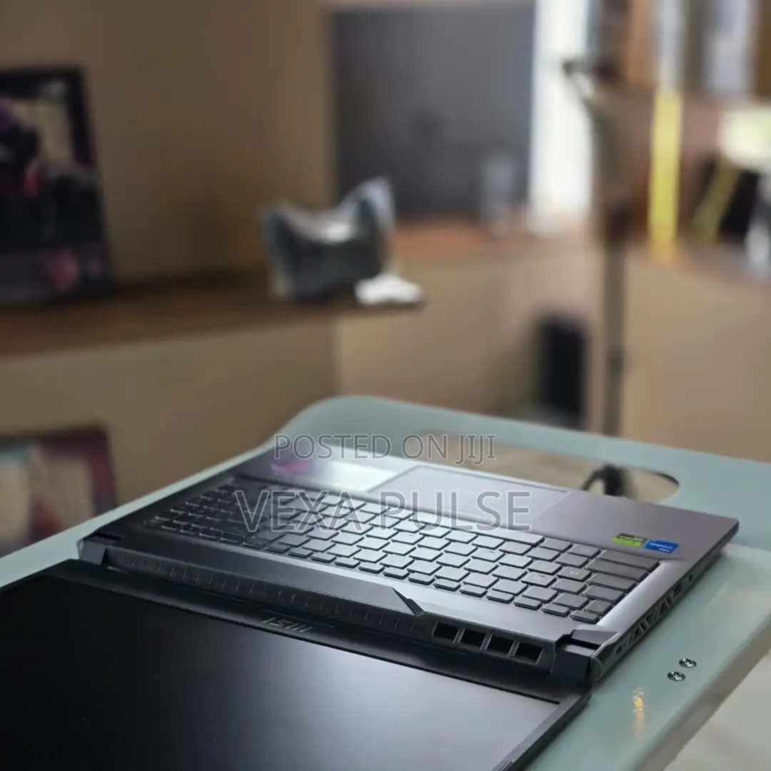 Laptop MSI Cyborg 15 8GB Intel Core i5 SSD 512GB
