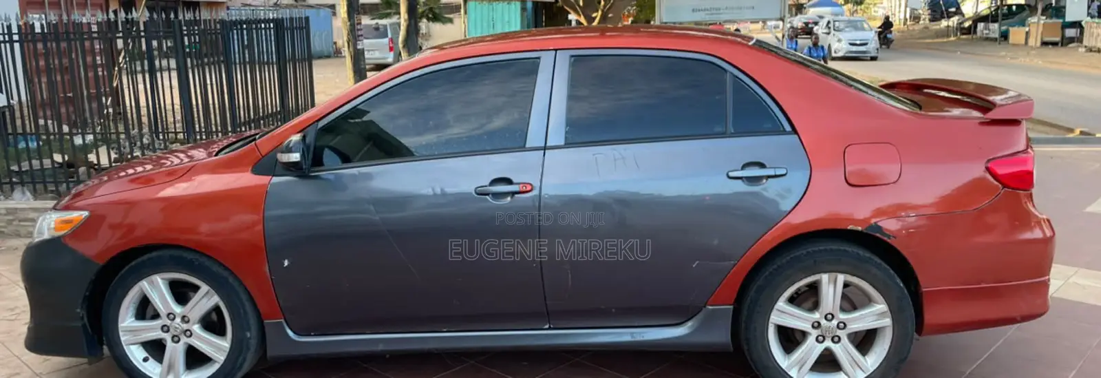 Toyota Corolla 2013 Orange