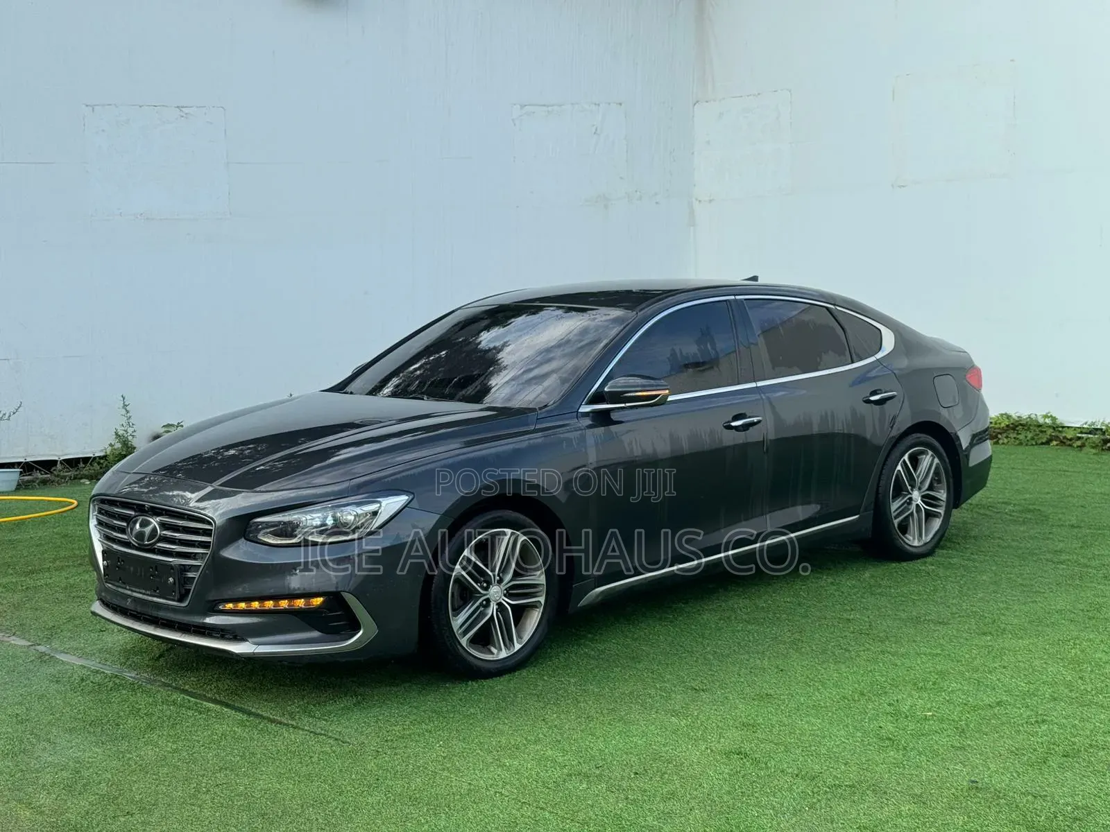 Hyundai Grandeur 2018 Black