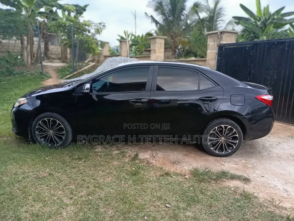 Toyota Corolla S Premium 4dr Sedan (1.8L 4cyl CVT) 2016 Black