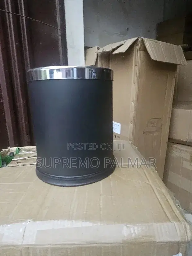 10L Black Office Waste Bin – Open-Top Dustbin With Stainless Steel Rim