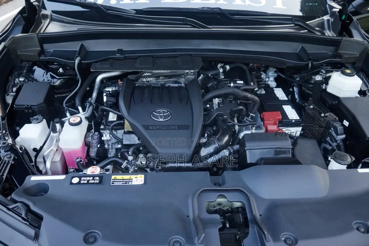 Toyota Grand Highlander Limited AWD 2024 Black