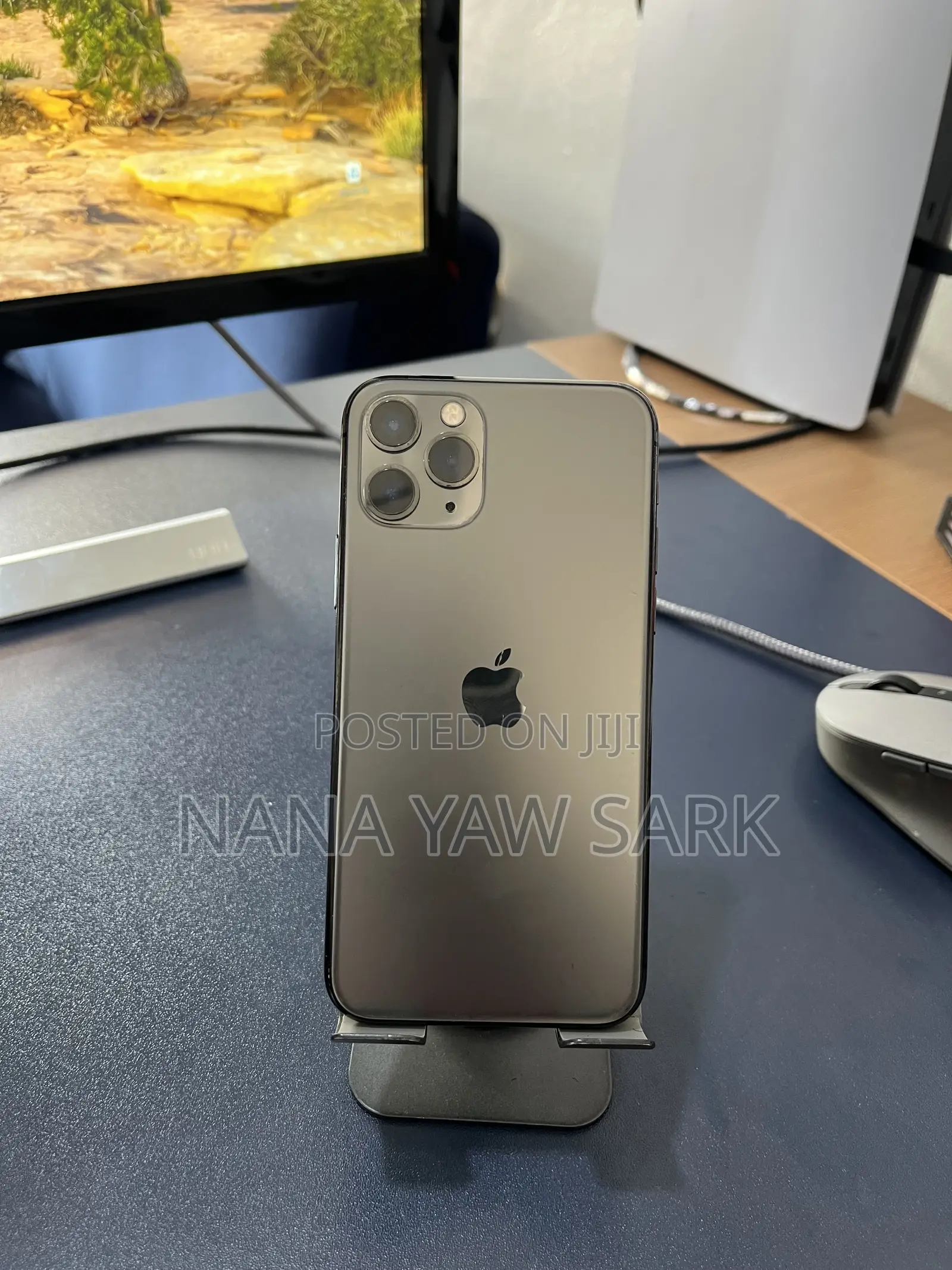 Apple iPhone 11 Pro 64 GB Gray