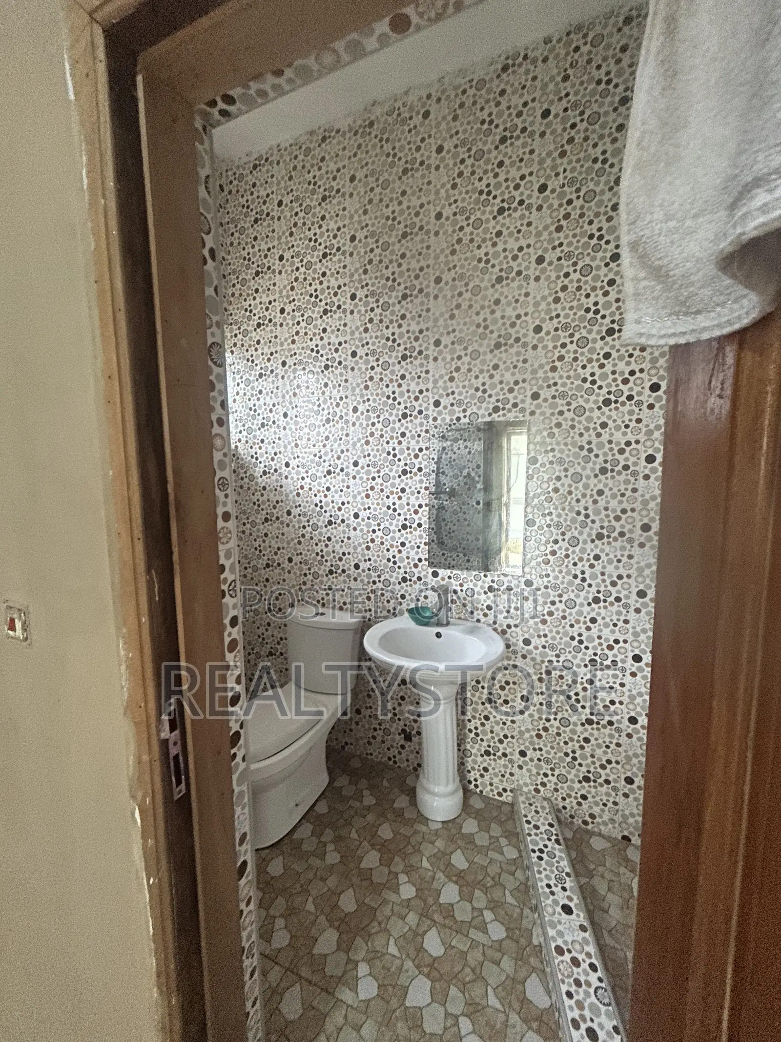 3bdrm Apartment in Kwabenya, Accra Metropolitan for rent