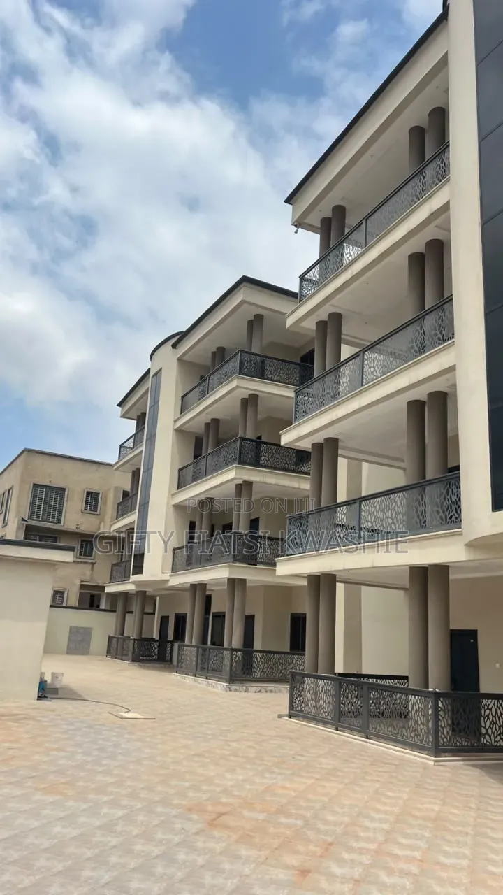 3bdrm Apartment in Dome, Pillar 2 for rent