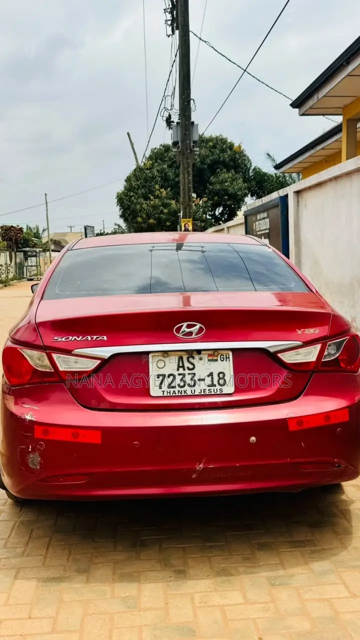 Hyundai Sonata SE 2.0T Sedan FWD (2.0L 4cyl 6A) 2013 Red
