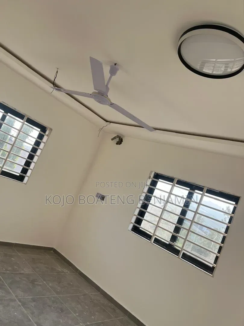 2bdrm Apartment in Ghana Flag for rent