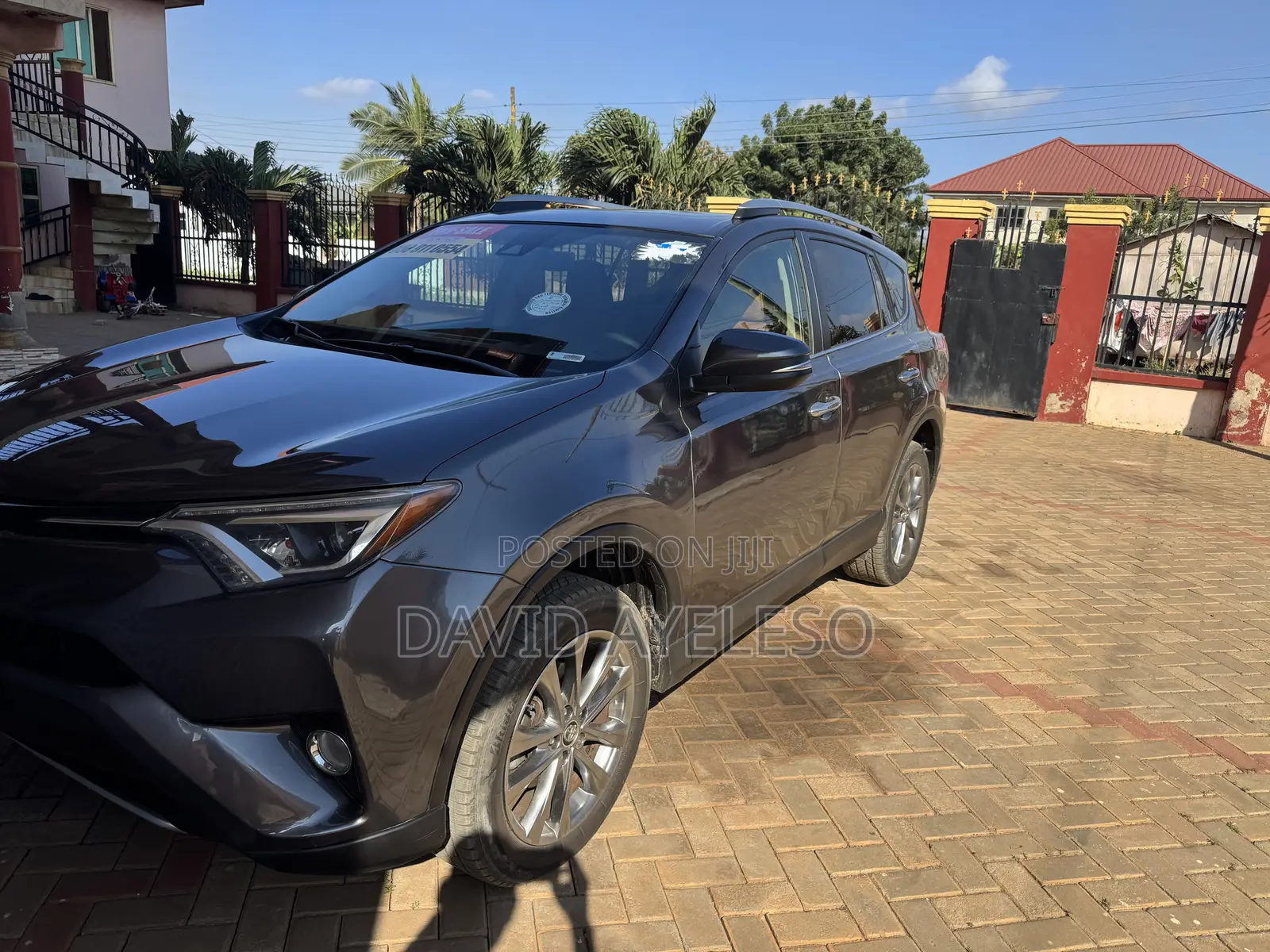 Toyota RAV4 Limited 4dr SUV AWD (2.5L 4cyl 6A) 2018 Gray