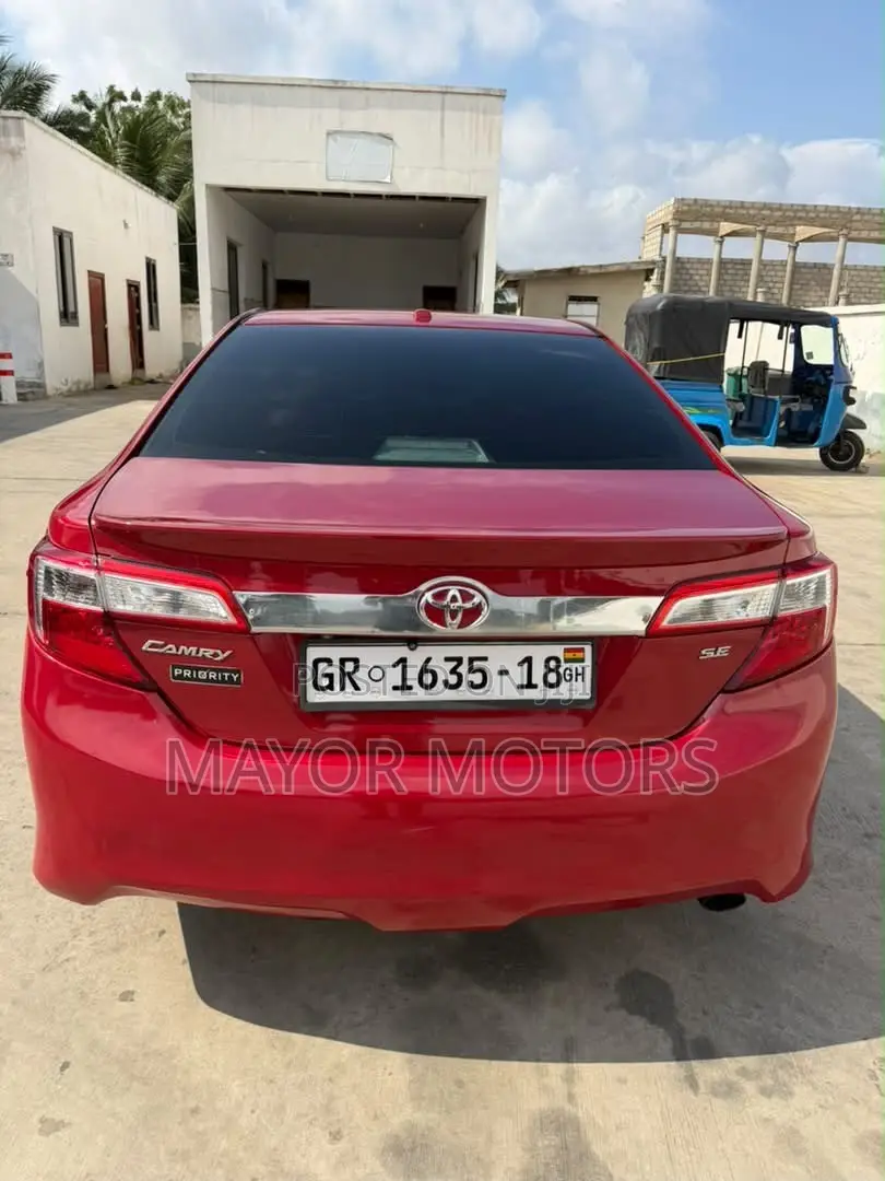 Toyota Camry SE Sport 4dr Sedan (2.5L 4cyl 6A) 2014 Red