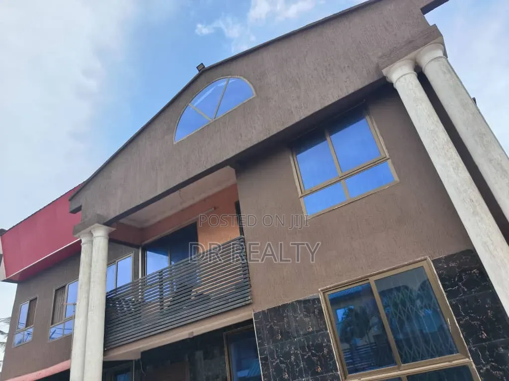 2bdrm Apartment in Golfcity, Sakumono for rent